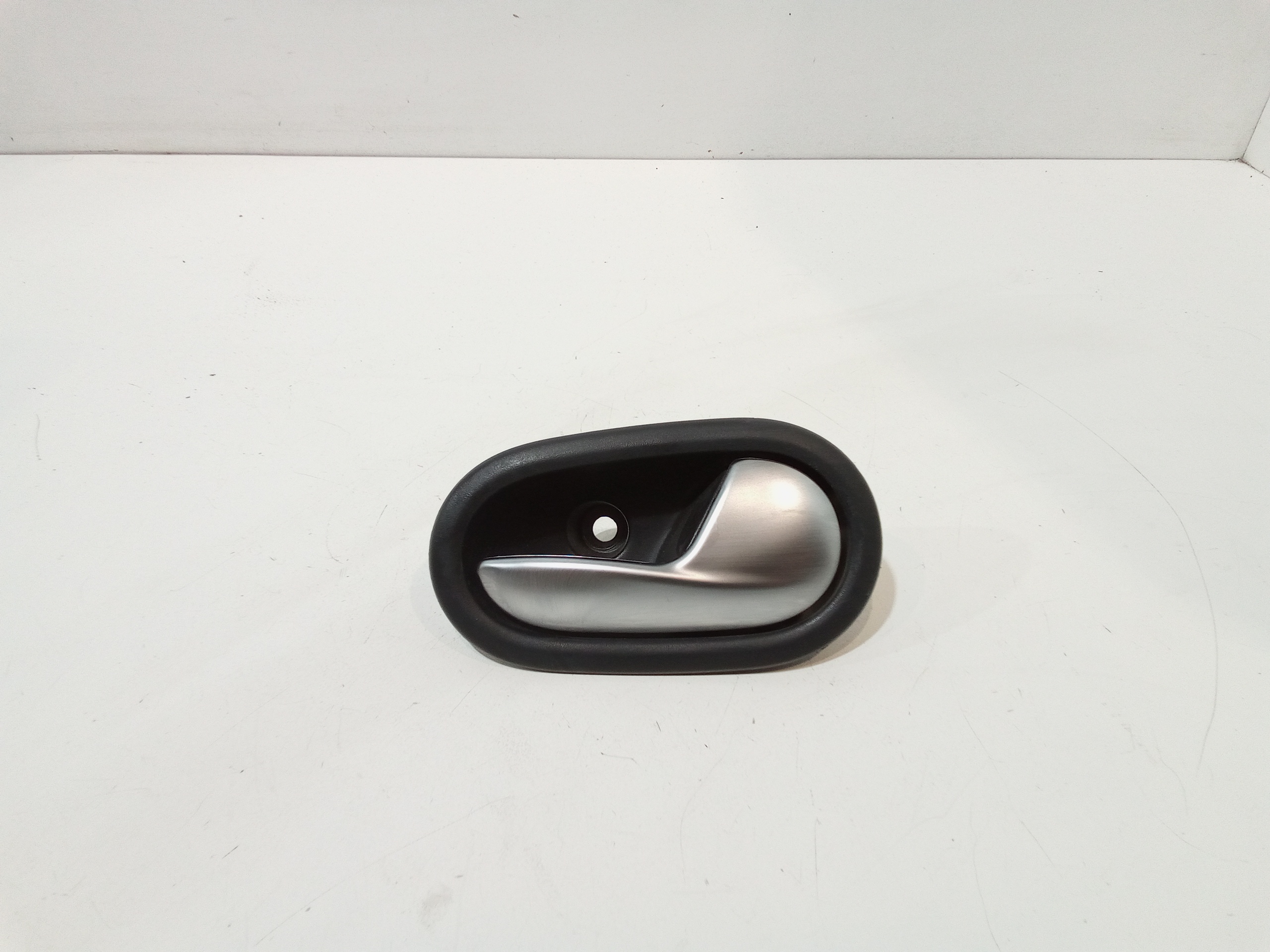 Maniglia Int. Apertura Porta Ant. Destro Usato
