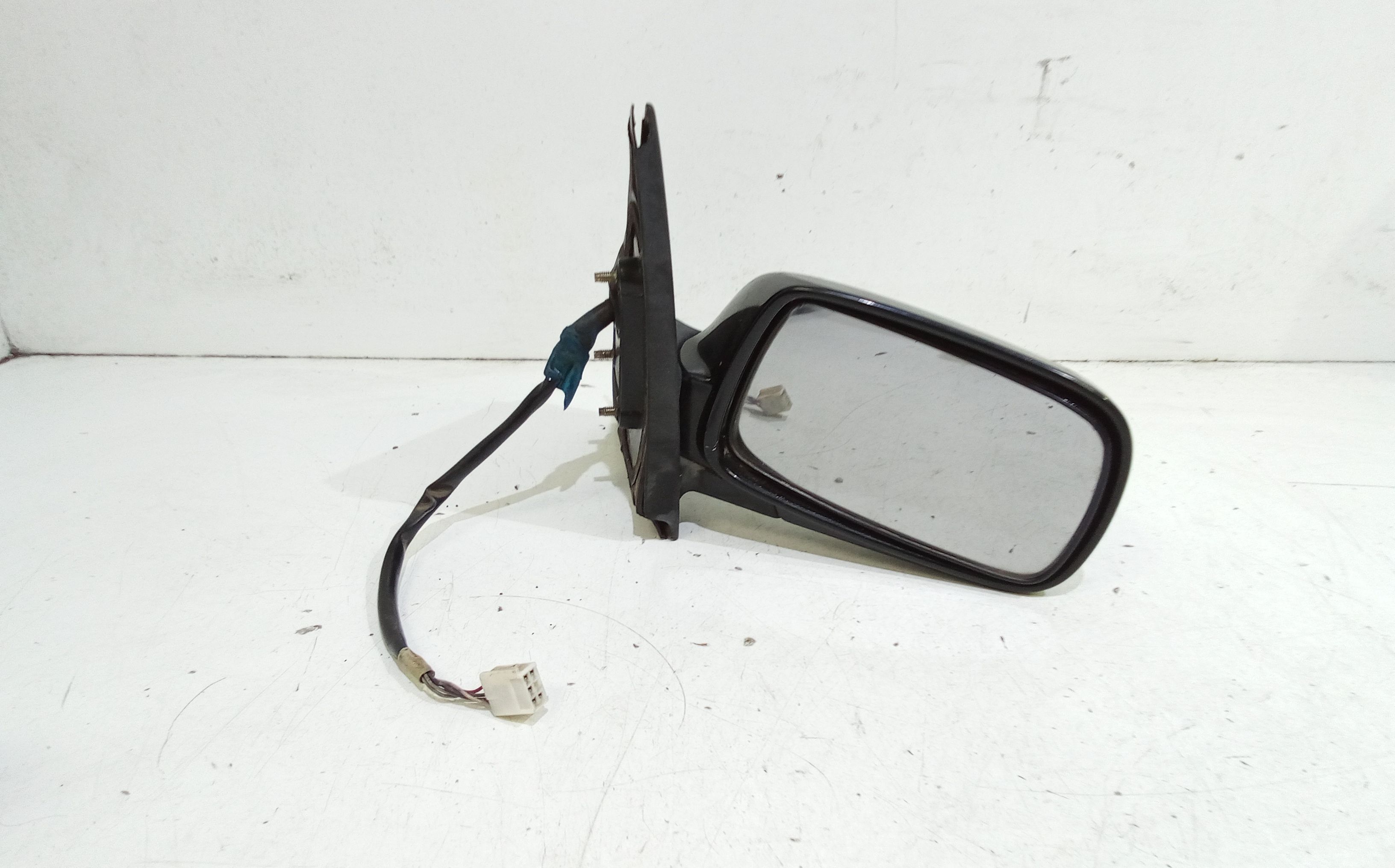 Retrovisore Est. Destro 879100D012 Usato