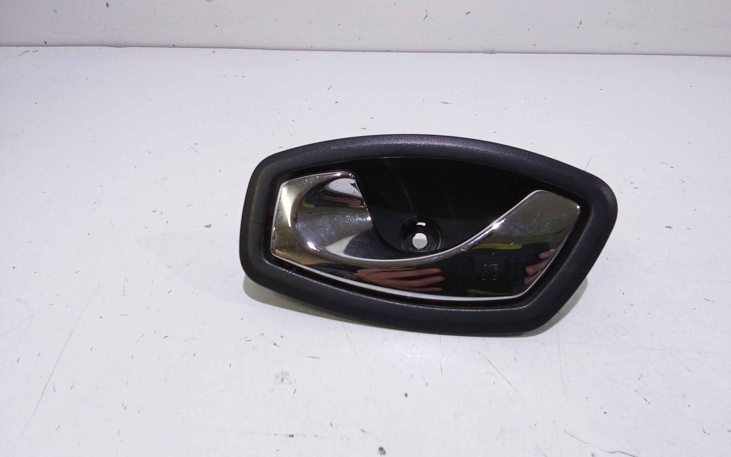 Maniglia Int. Apertura Porta Post. Sinistro Usato