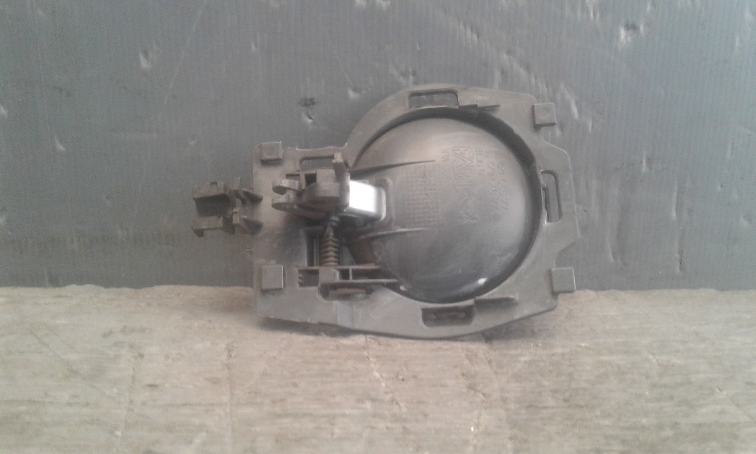 Maniglia Int. Apertura Porta Ant. Sinistro 9143F8 Usato