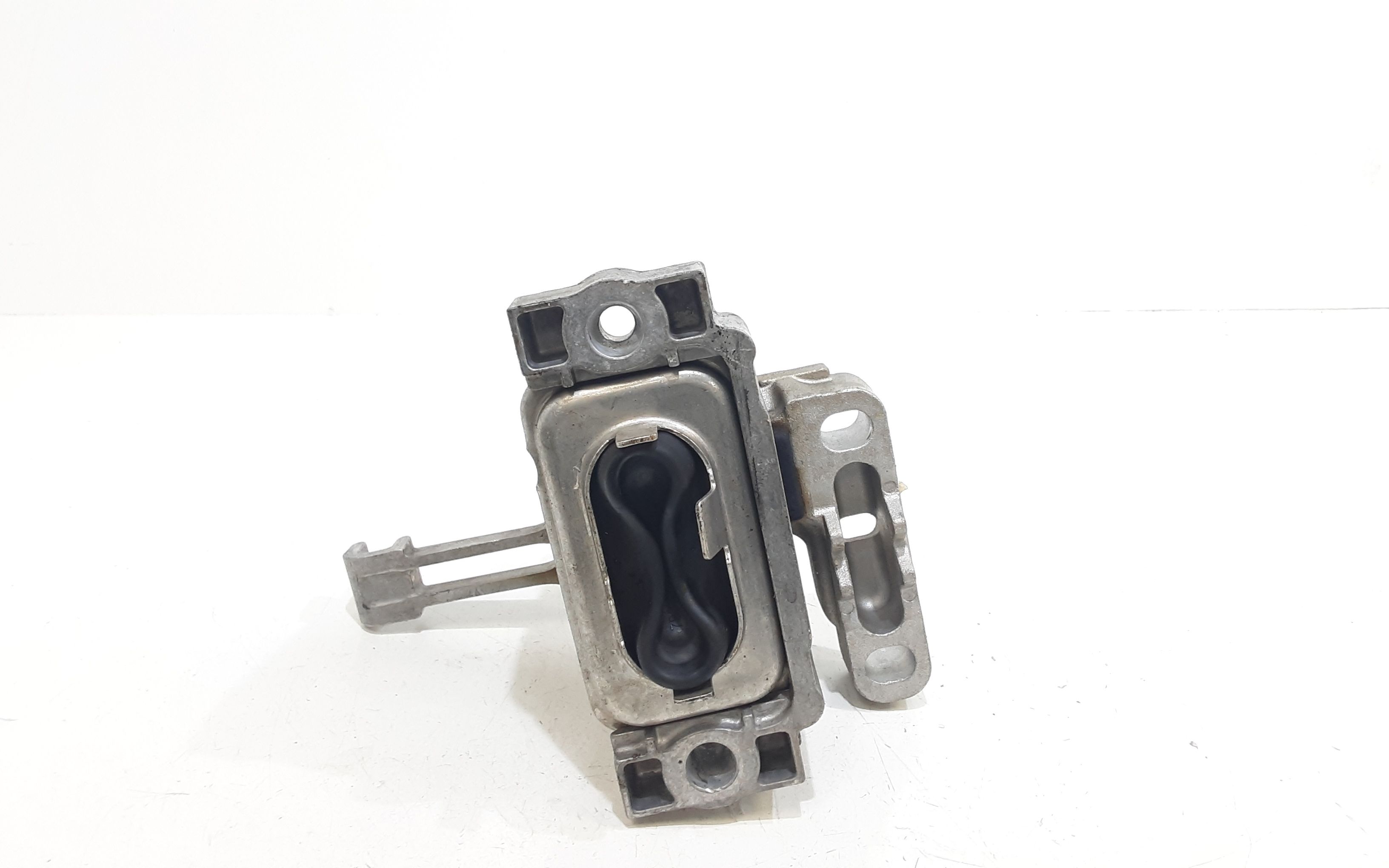 Piastra Alloggiamento Supporto Motore (Con Eventuale Bielletta O Tirante Associato) Usato