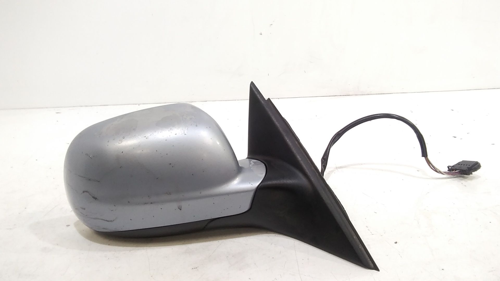 Retrovisore Est. Destro Usato