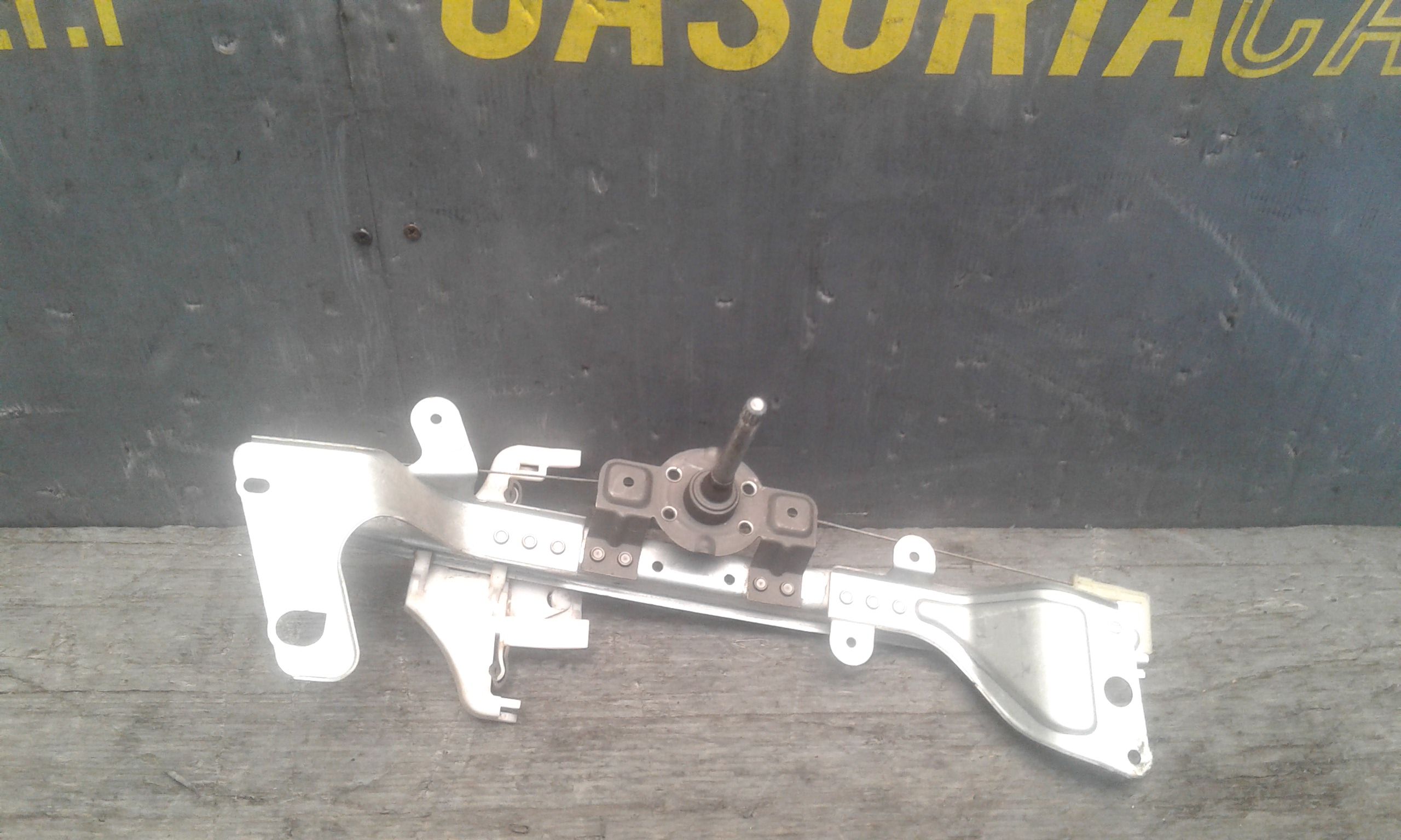 Alzacristallo Porta Post. Destro 1449293 Usato