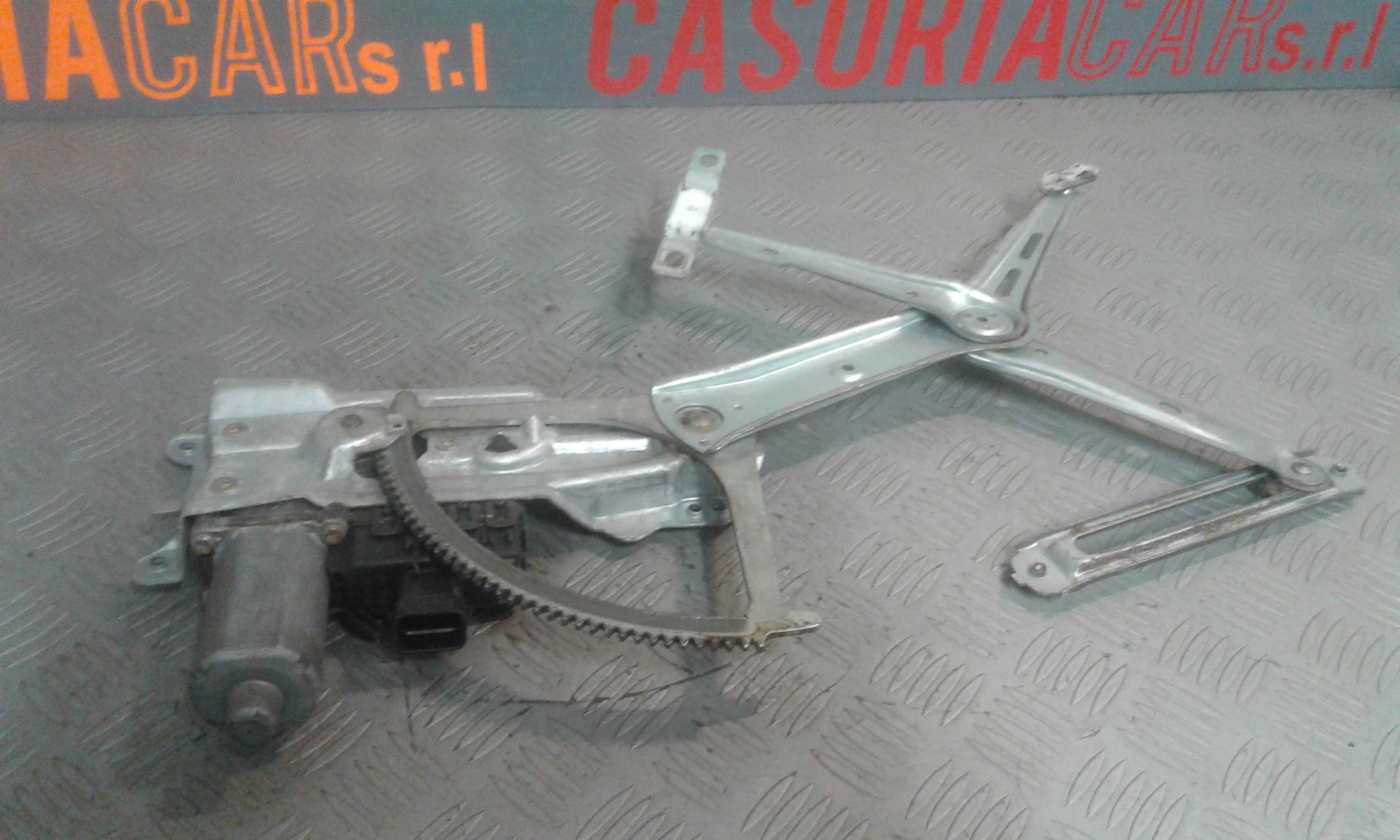 Alzacristallo Porta Ant. Sinistro 90521869 Usato