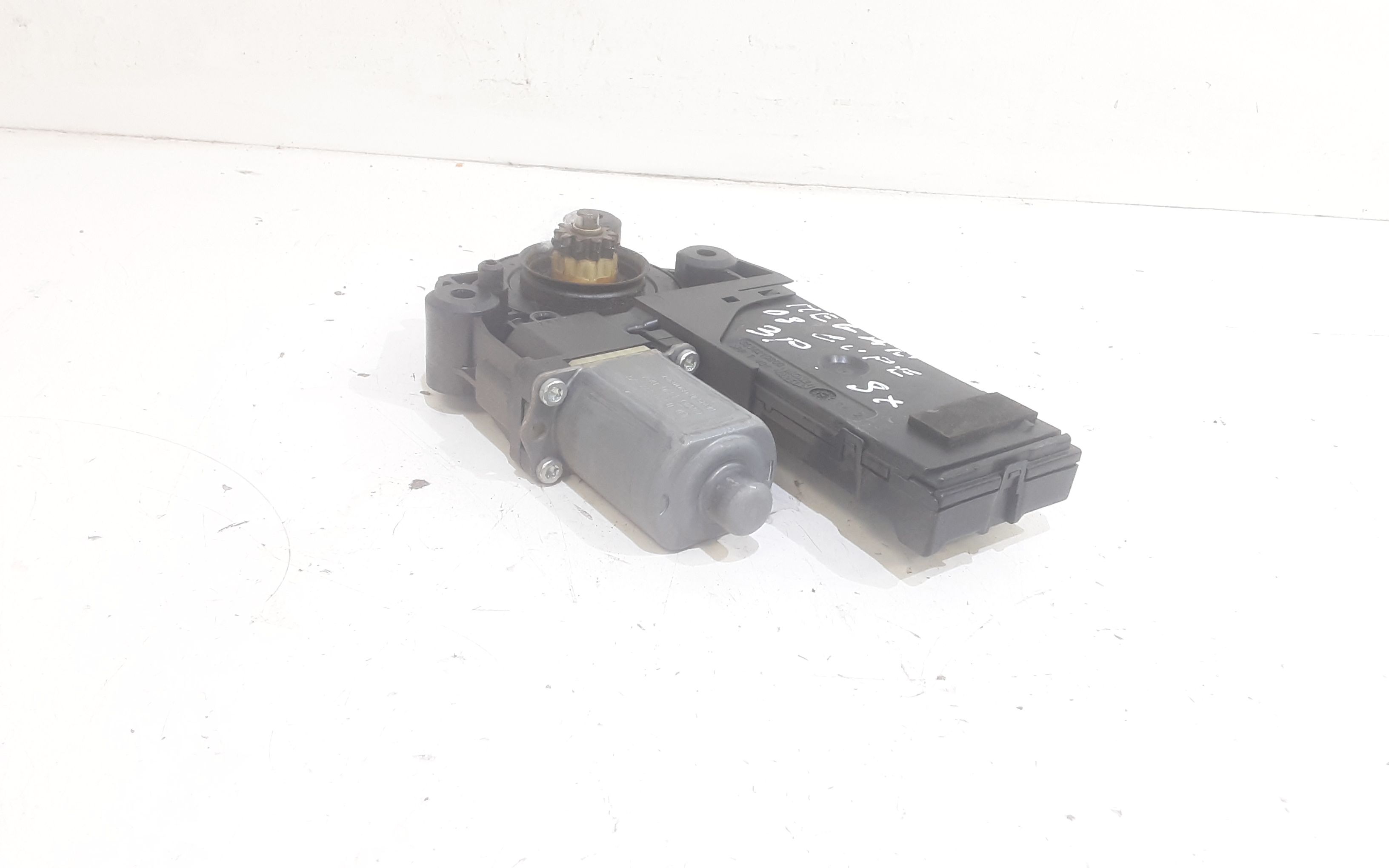 Motorino Alzacristallo Porta Ant. Sinistro 807316160R Usato