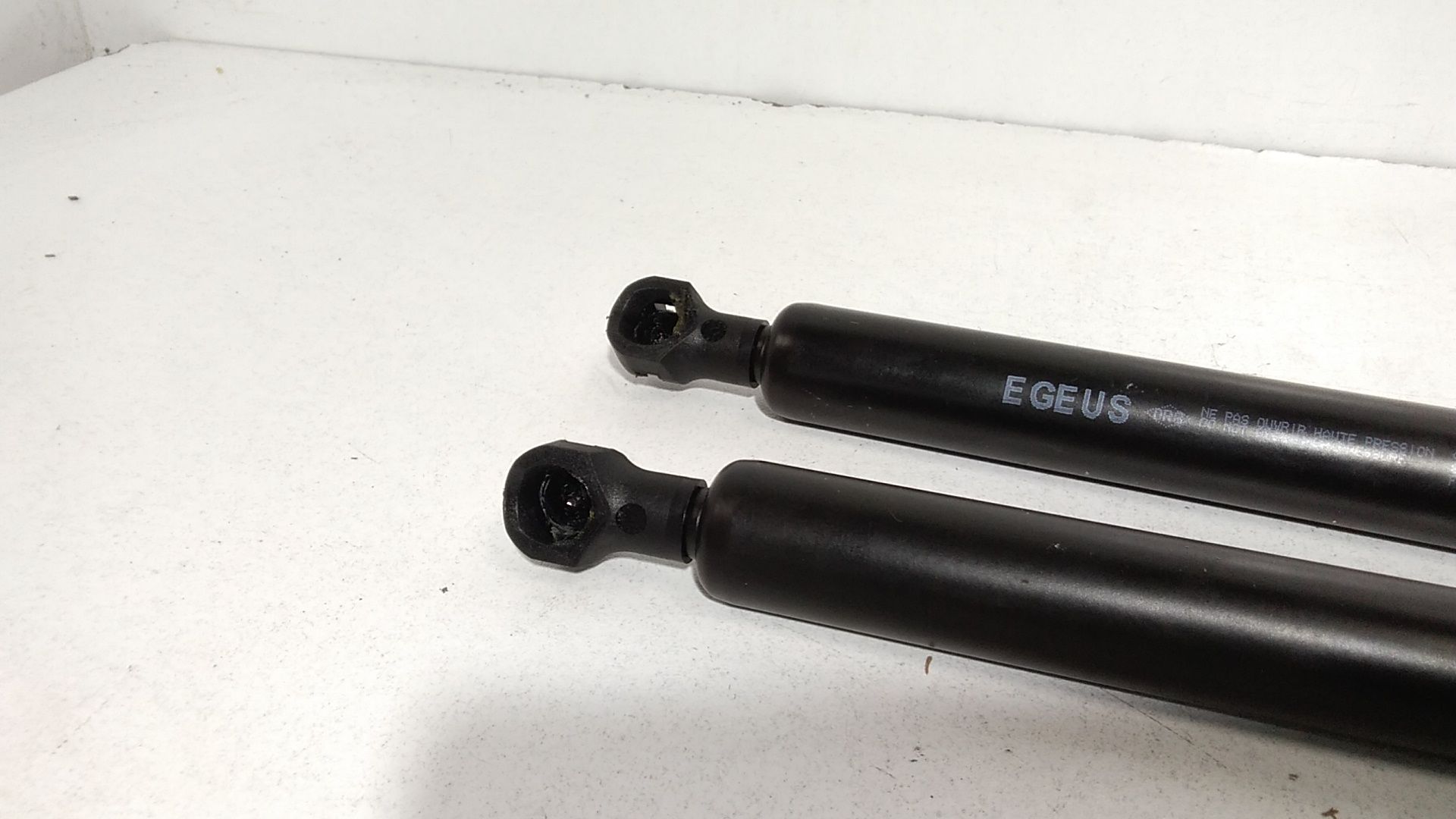 Cerniera Cofano Post. Destro Usato