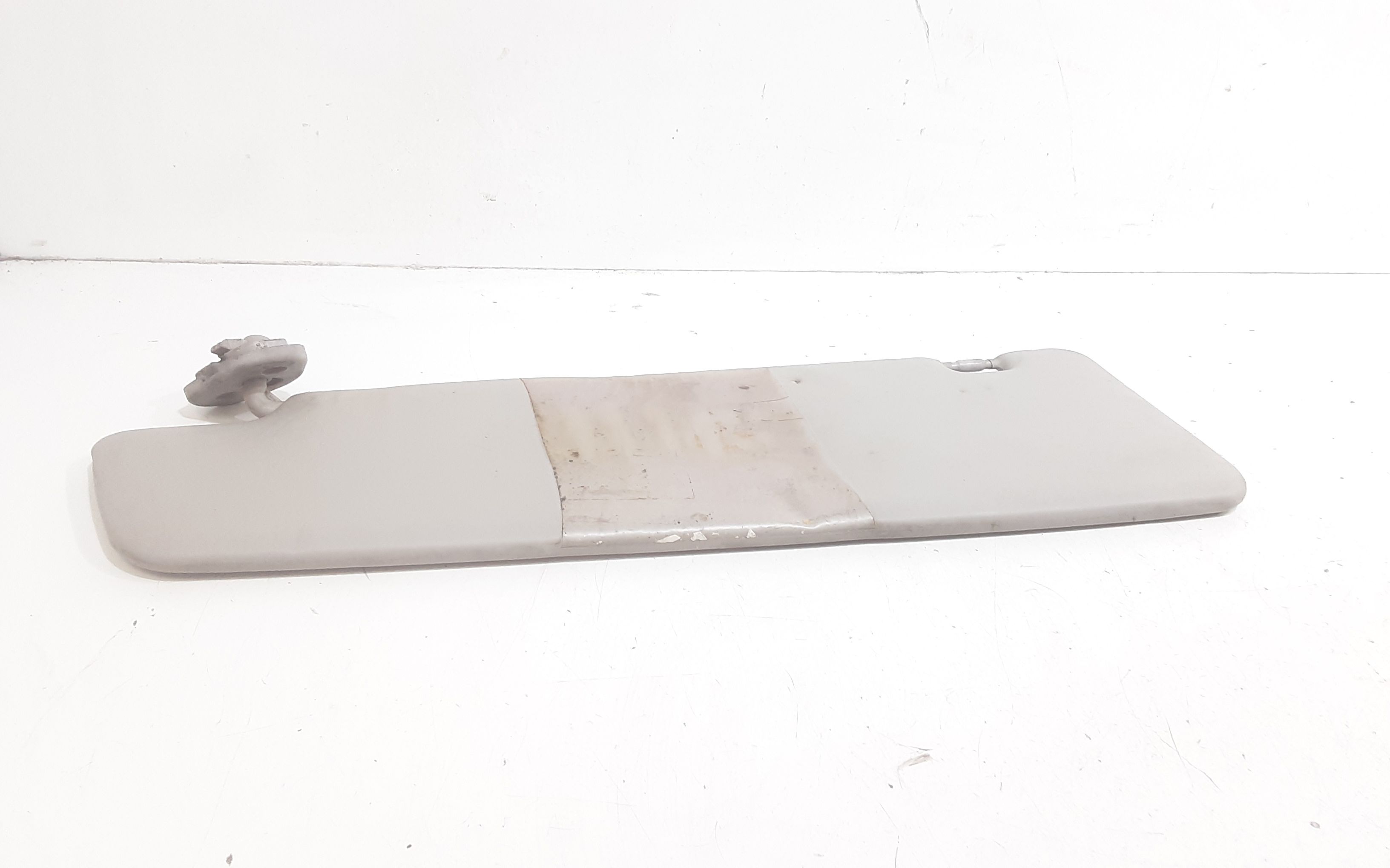 Aletta Parasole Parabrezza Sinistro 735423075 Usato