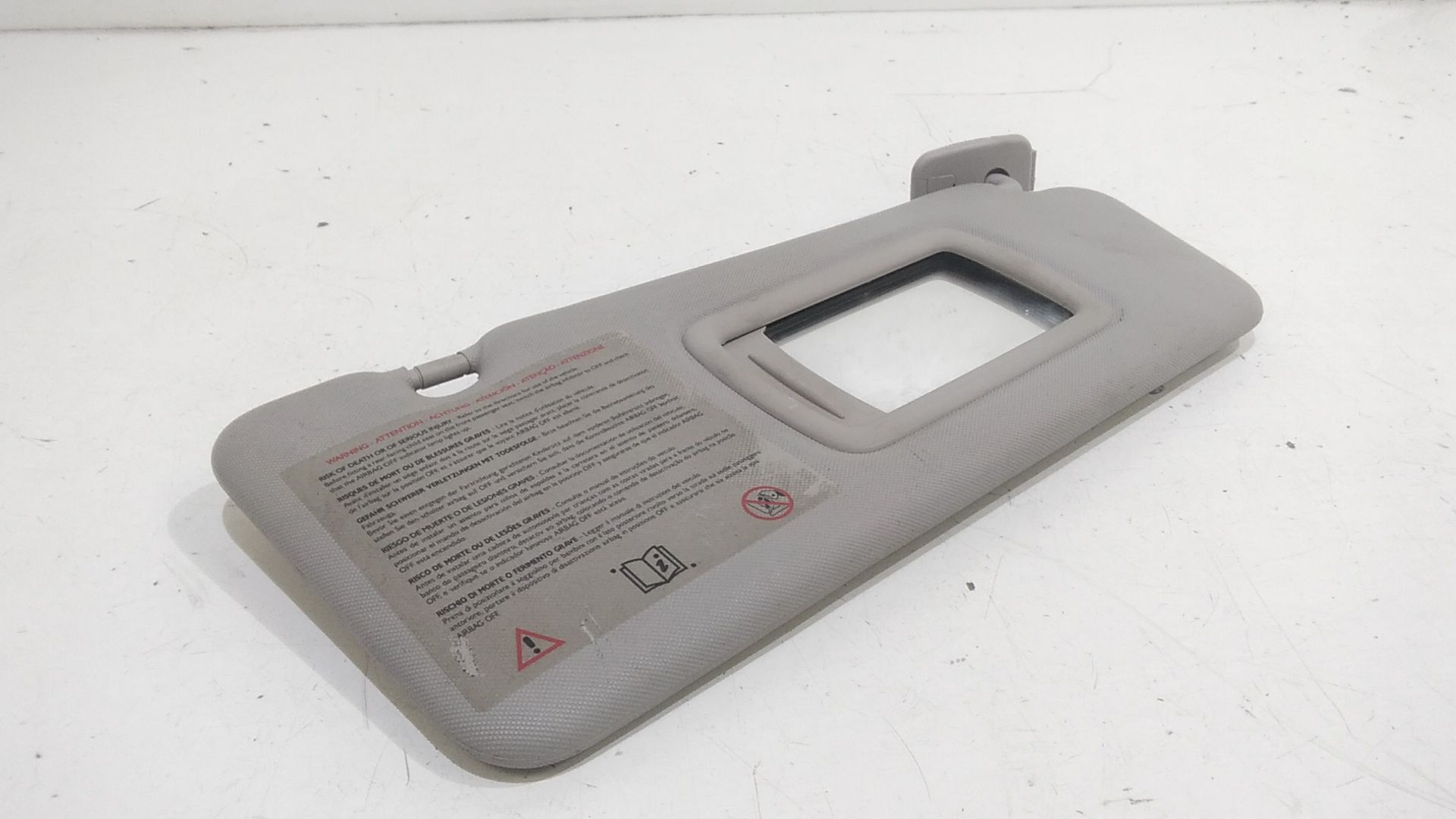 Aletta Parasole Parabrezza Destro 964001446R Usato