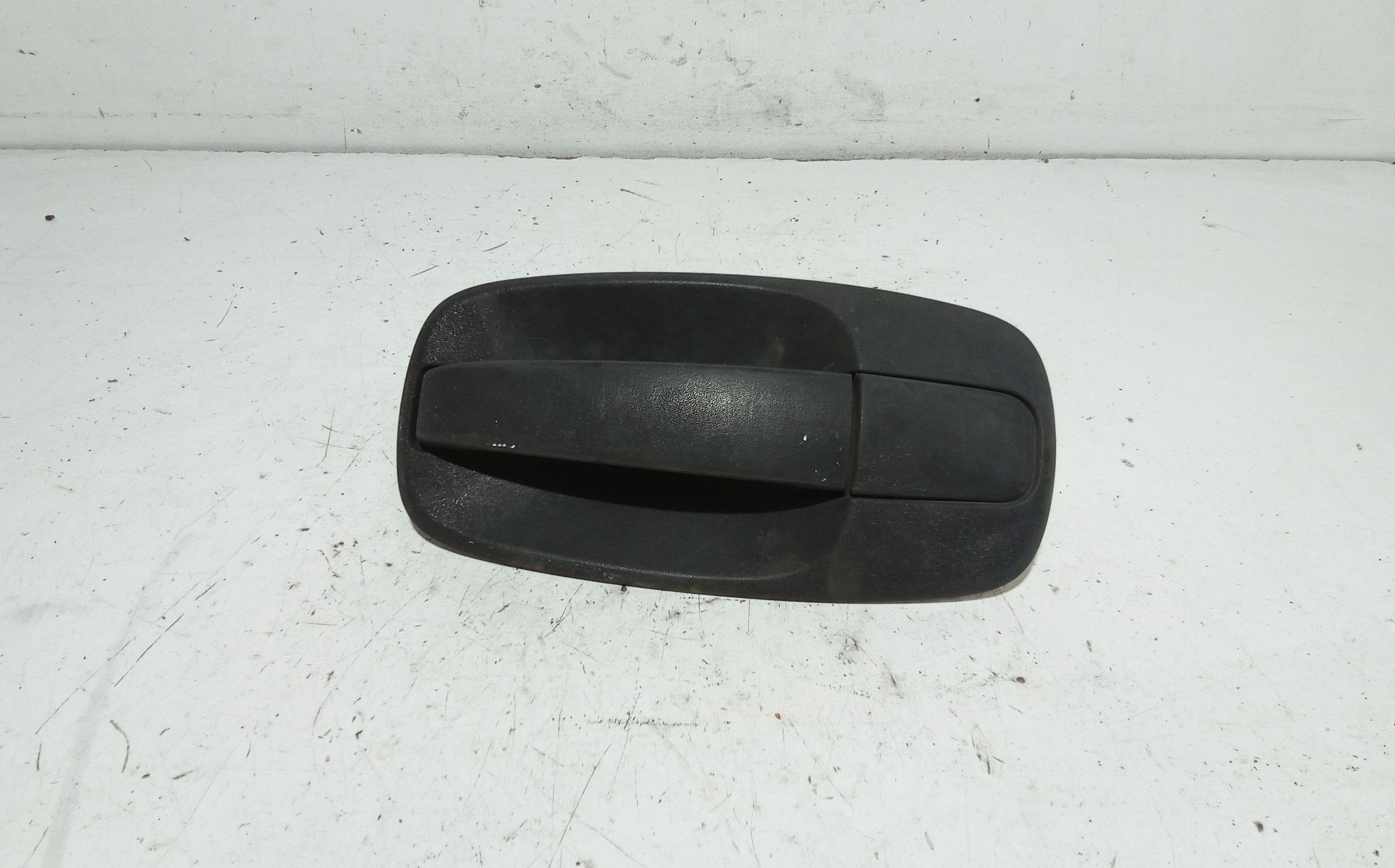 Maniglia Porta Ant. Destro 8200004407 Usato