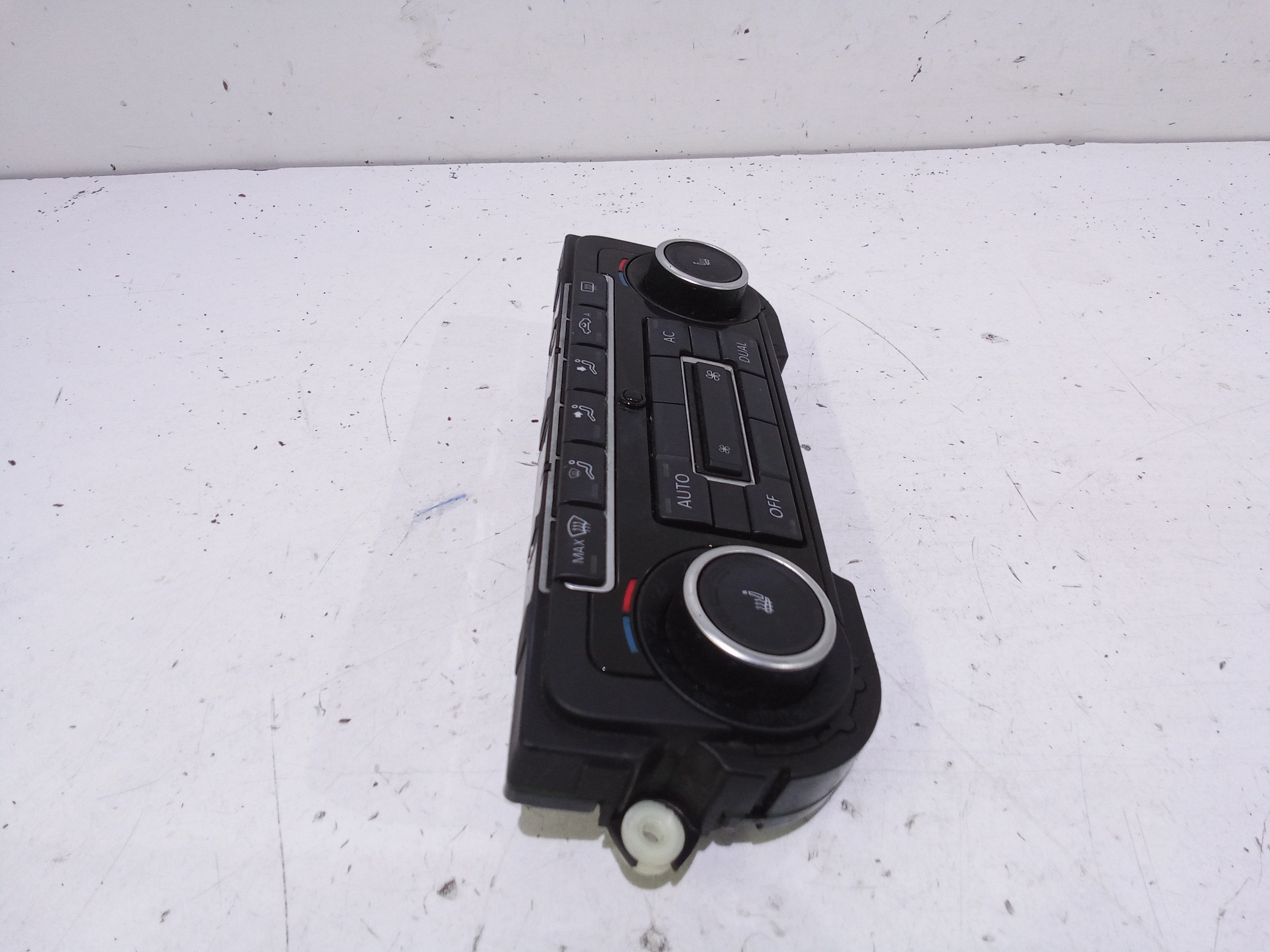 Blocco Comando Climatizzazione 5K0907044HAZJU Usato