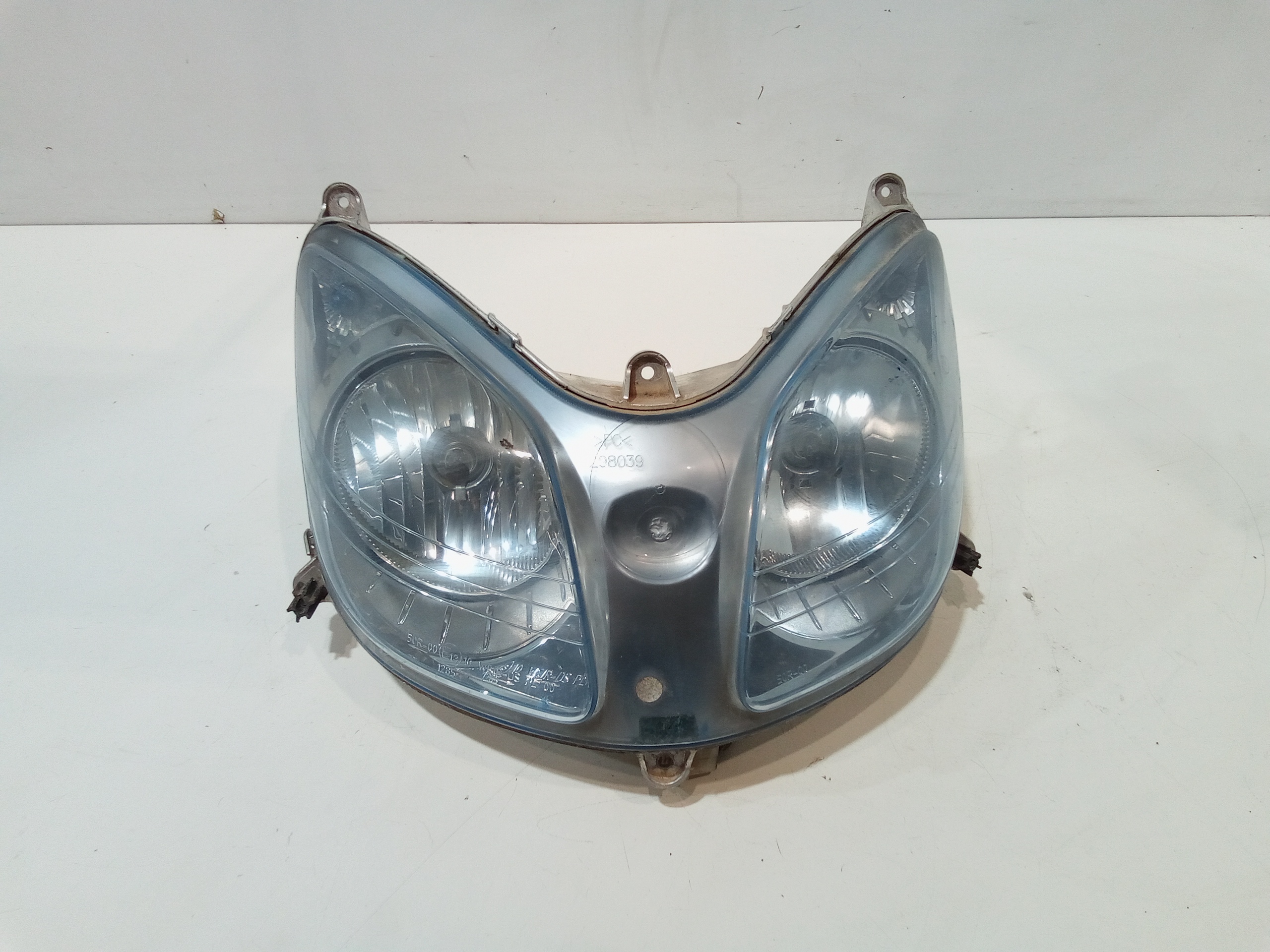 Faro Anteriore Usato