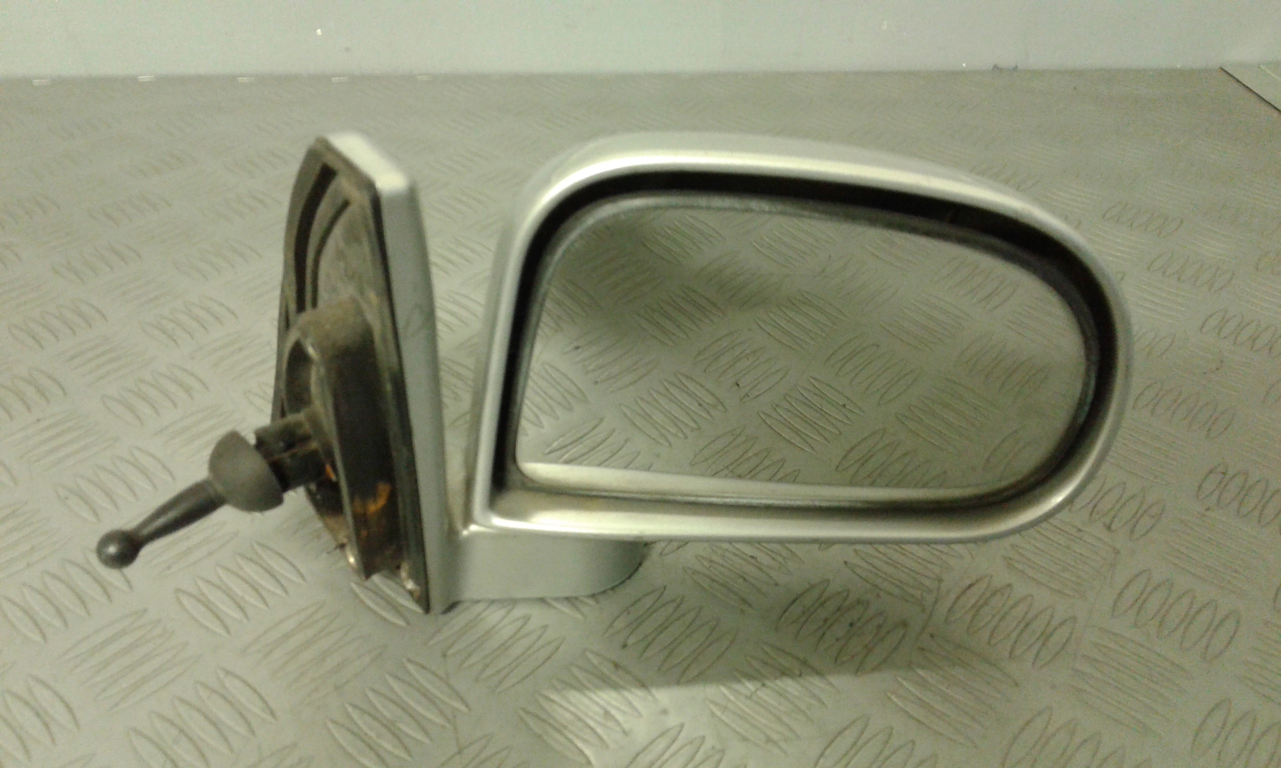 Retrovisore Est. Destro 8762006101CA Usato