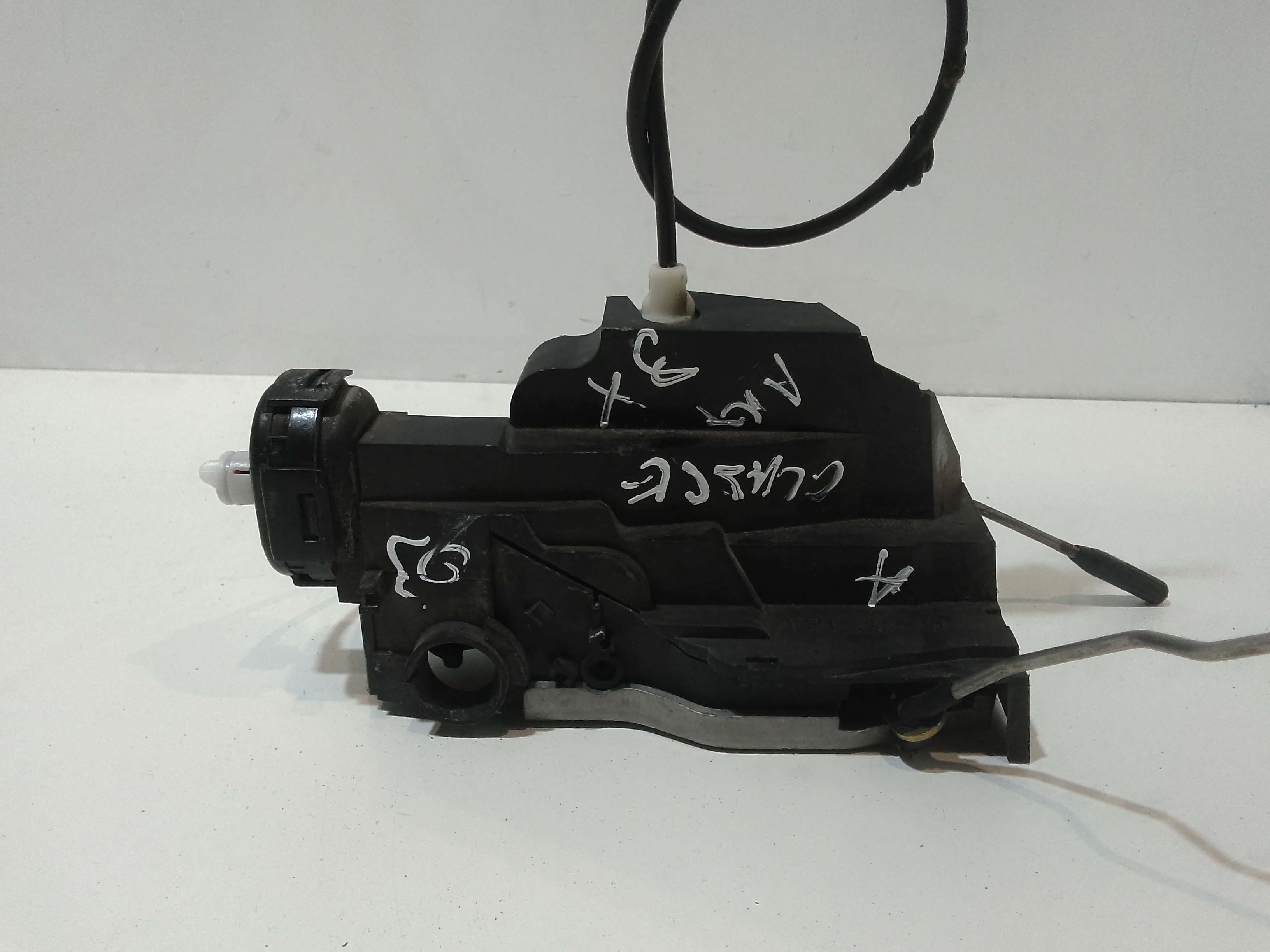 Serratura Porta Ant. Sinistro A1687201935 Usato