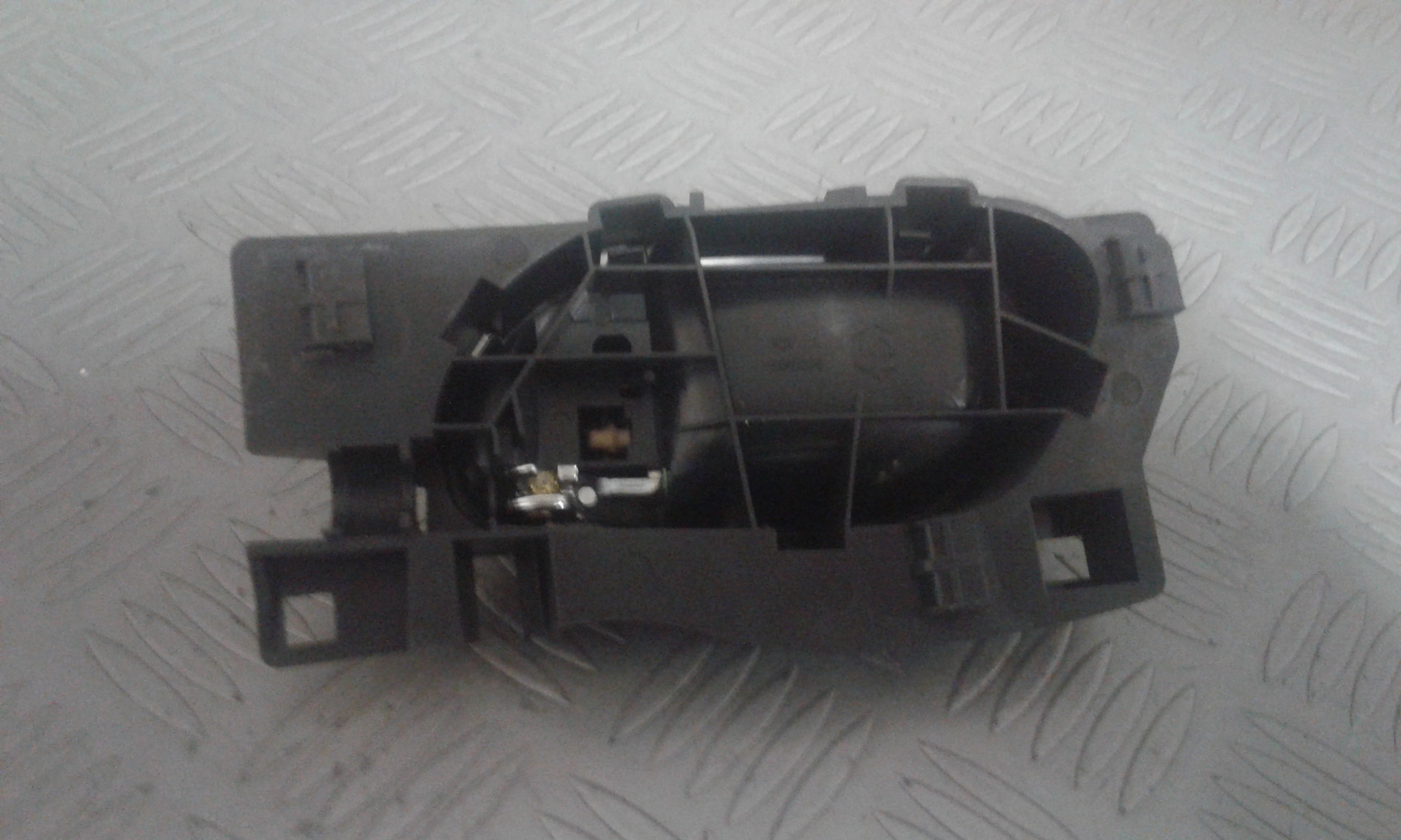 Maniglia Int. Apertura Porta Ant. Destro Usato