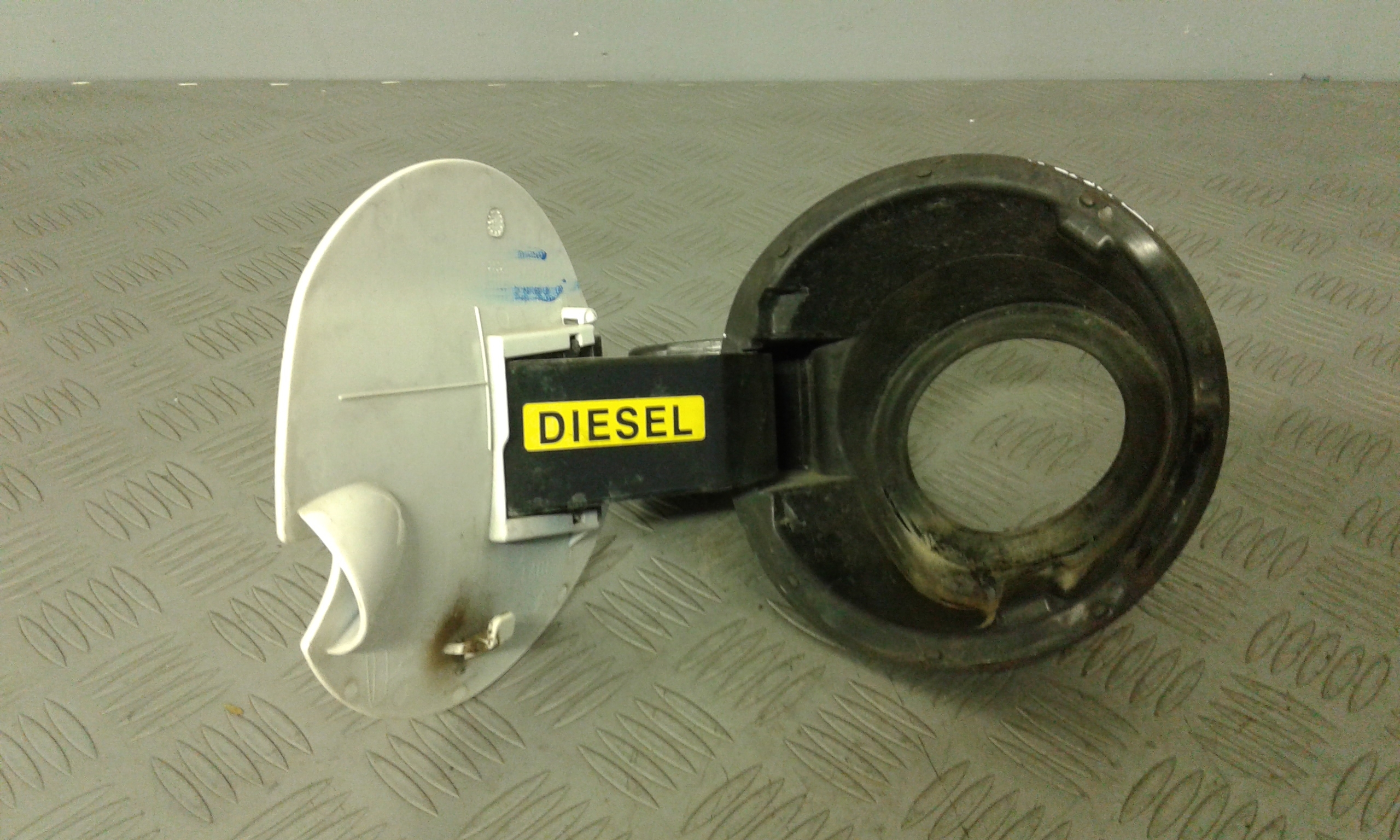 Sportello Carburante 9818397880 Usato