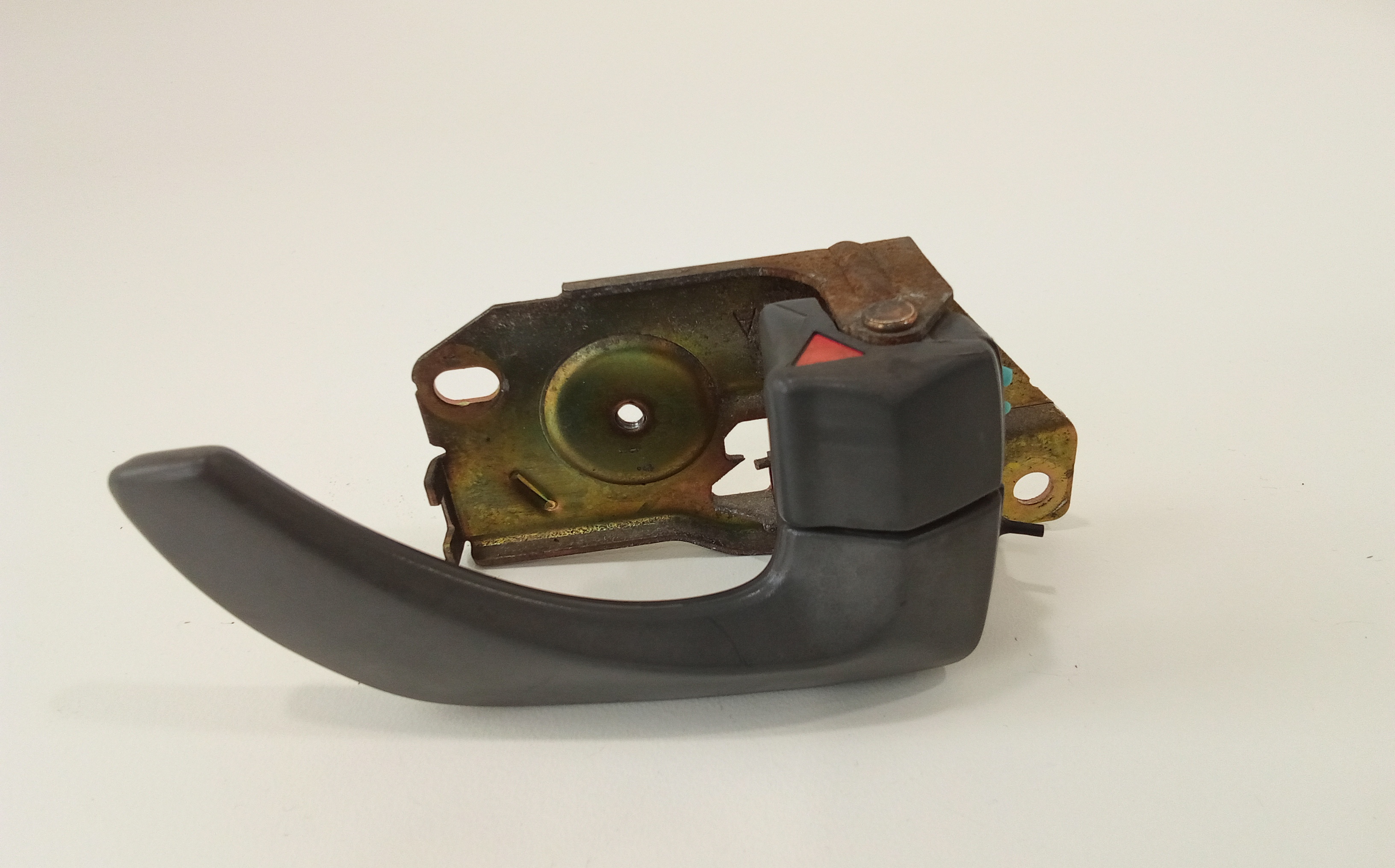 Maniglia Porta Post. Destro 836603E000 Usato