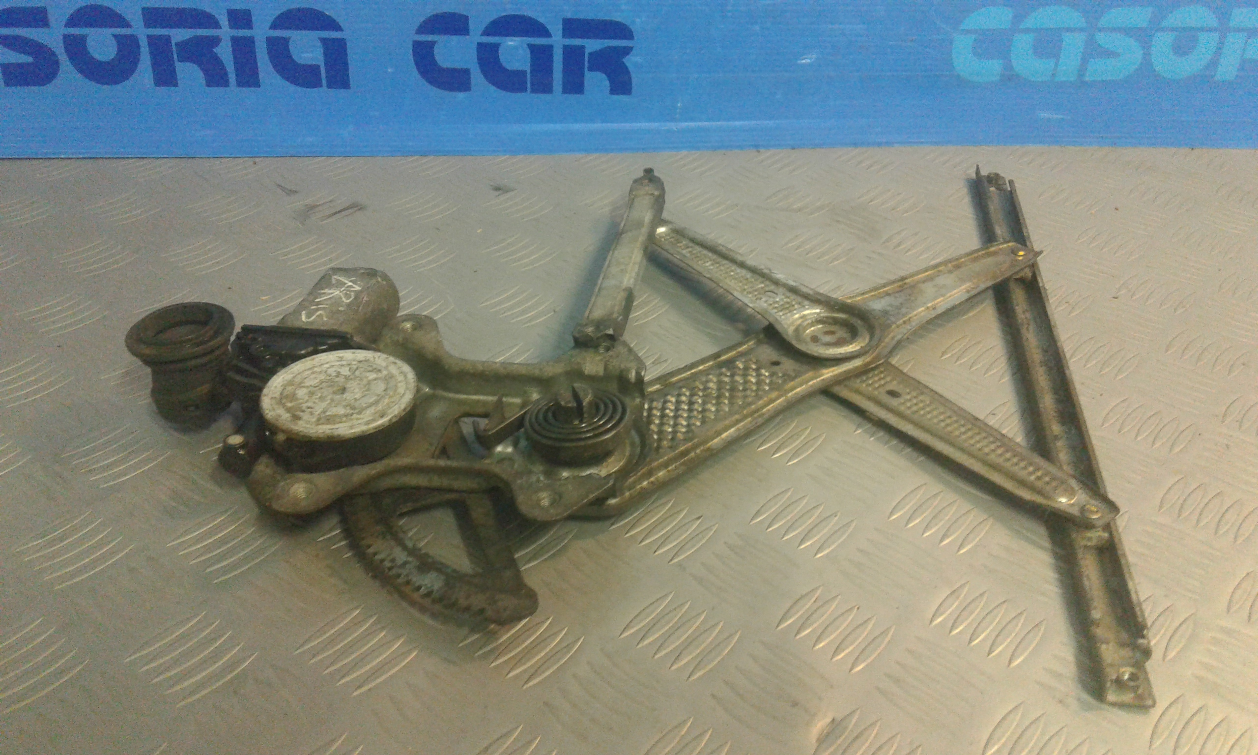 Alzacristallo Porta Ant. Destro 6980152010 Usato