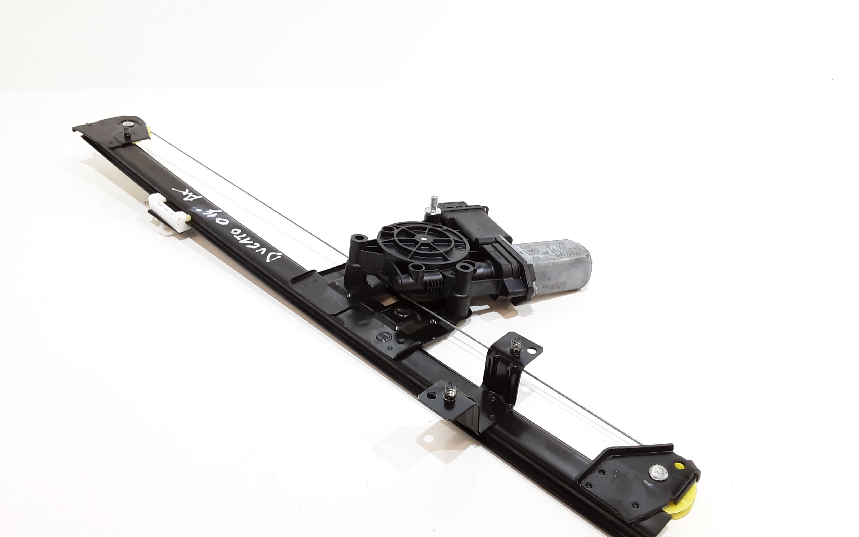 Alzacristallo Porta Ant. Destro Usato