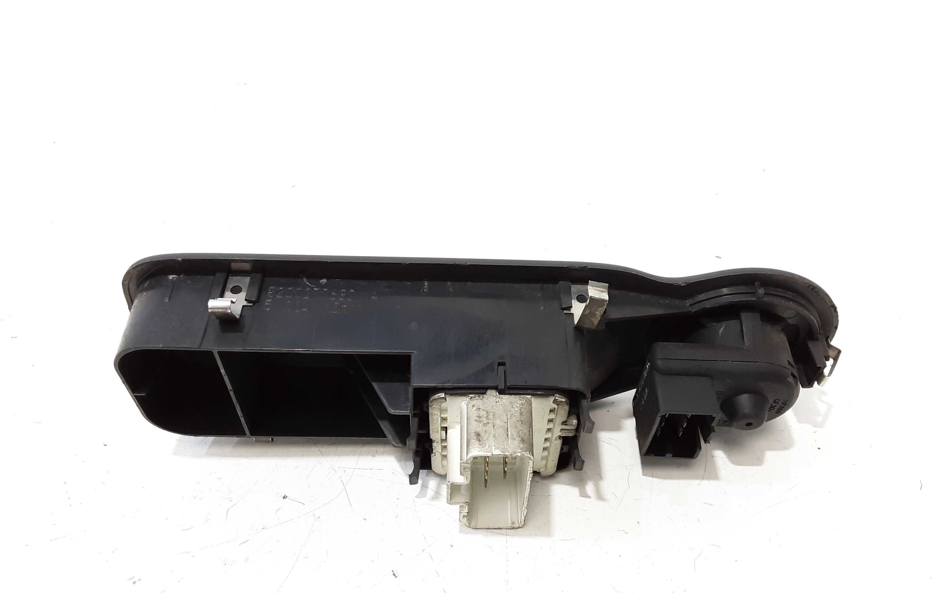 Interruttore Alzacristalli Porta Ant. Sinistro 8200214939 Usato