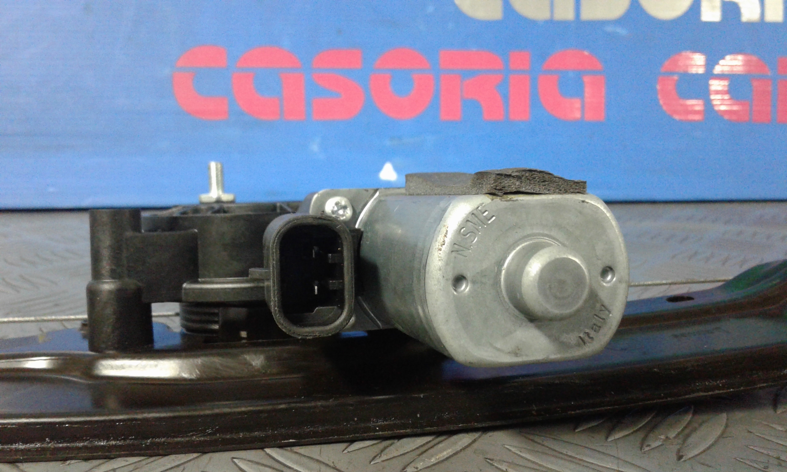 Alzacristallo Porta Ant. Destro Usato