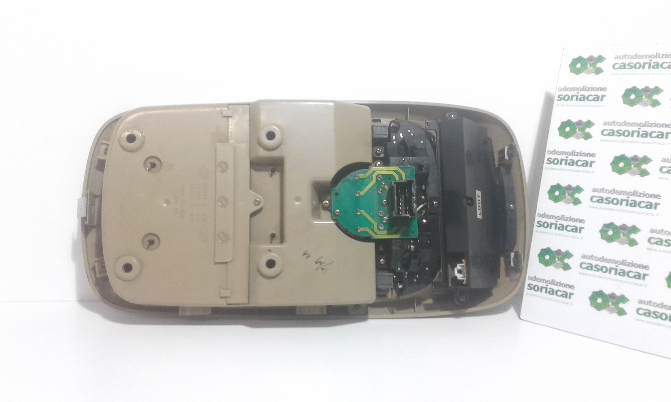 Luce Cortesia Ant. Tetto 928104D101QW Usato