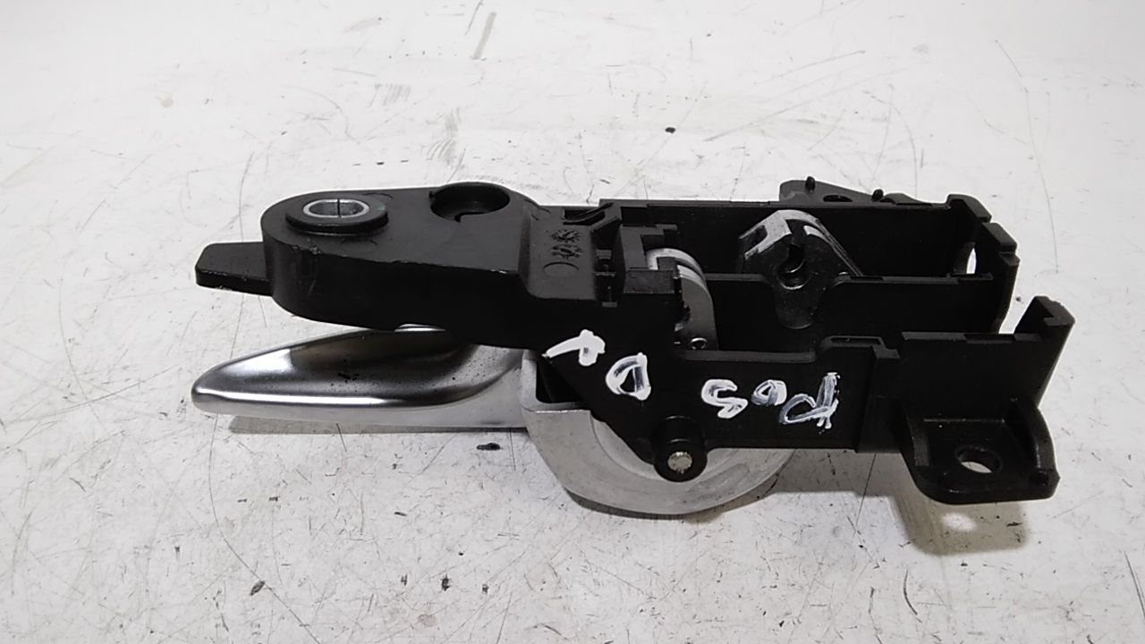 Maniglia Int. Apertura Porta Post. Destro 735599988 Usato