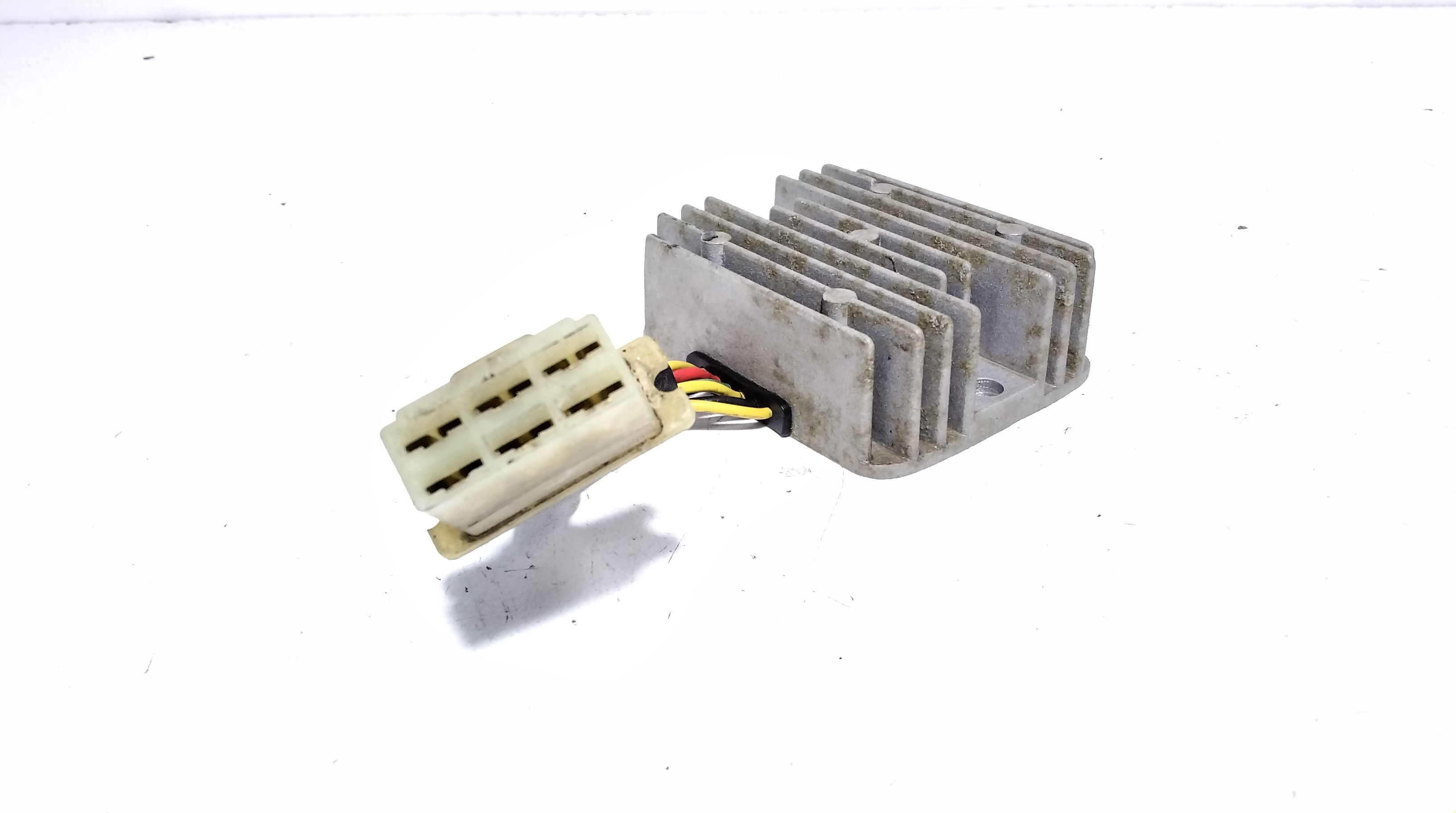 Regolatore Tensione Usato