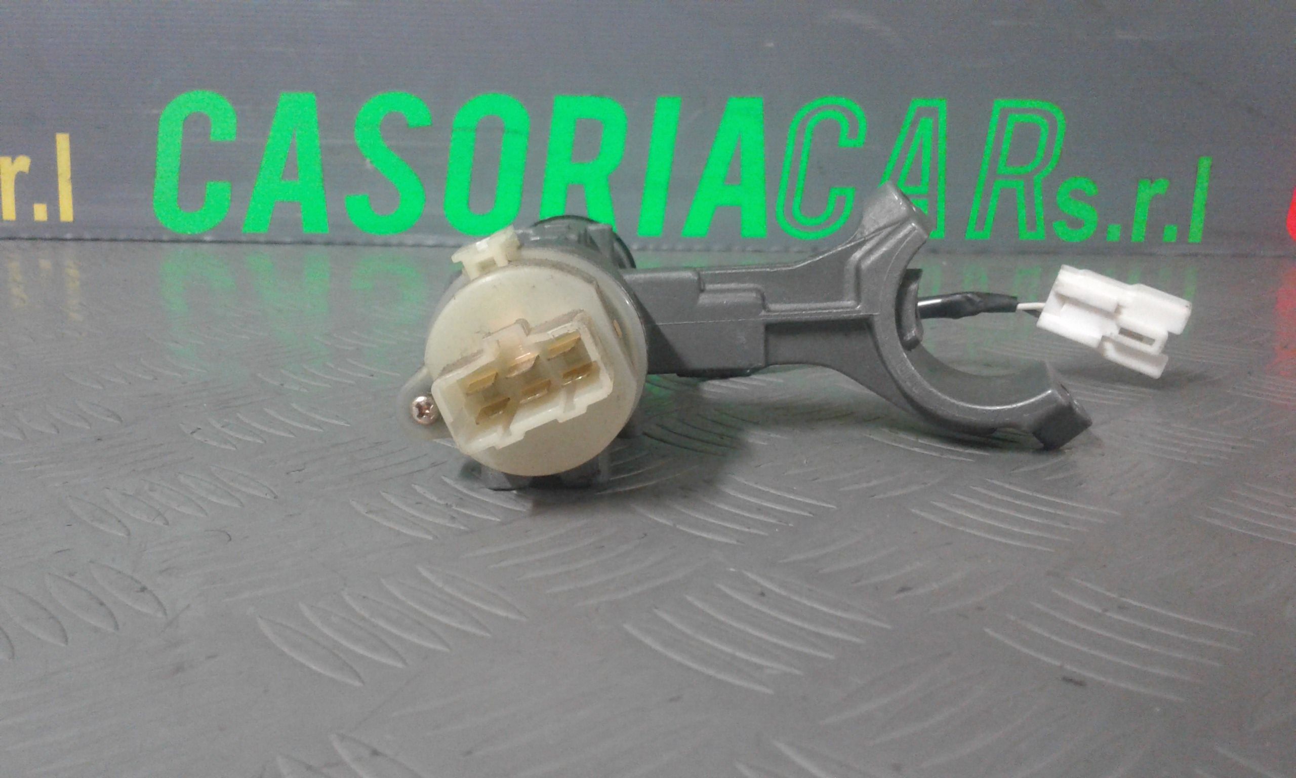 Commutatore Avviamento Con Cilindretti Serrature Usato