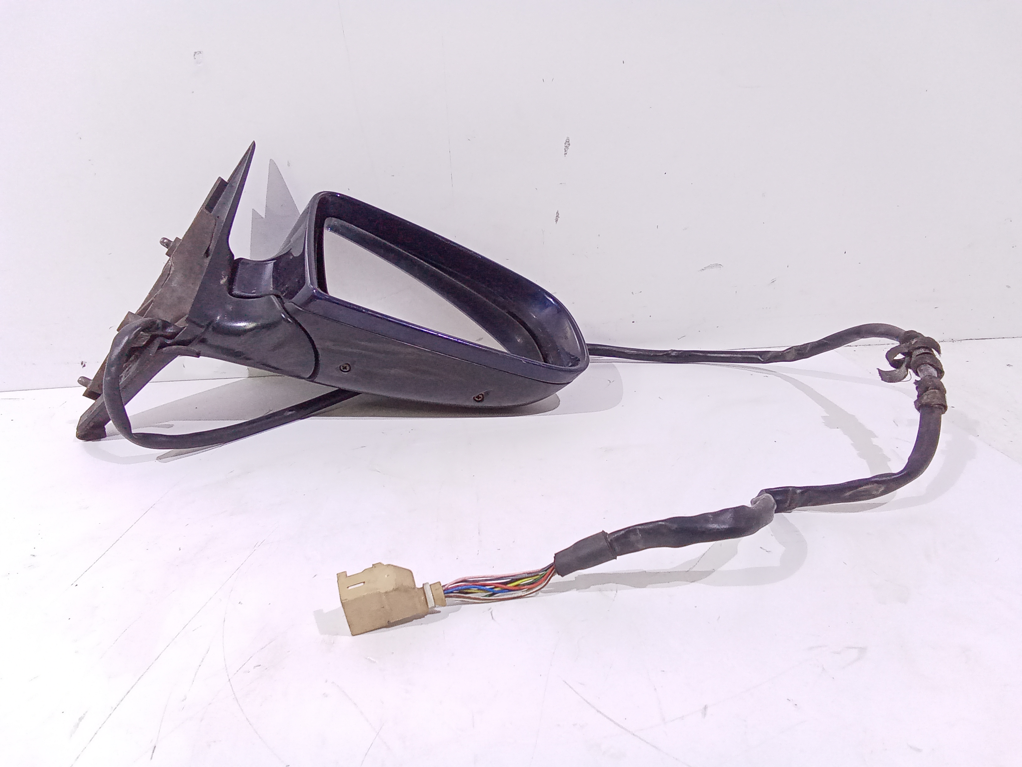 Retrovisore Est. Destro Usato