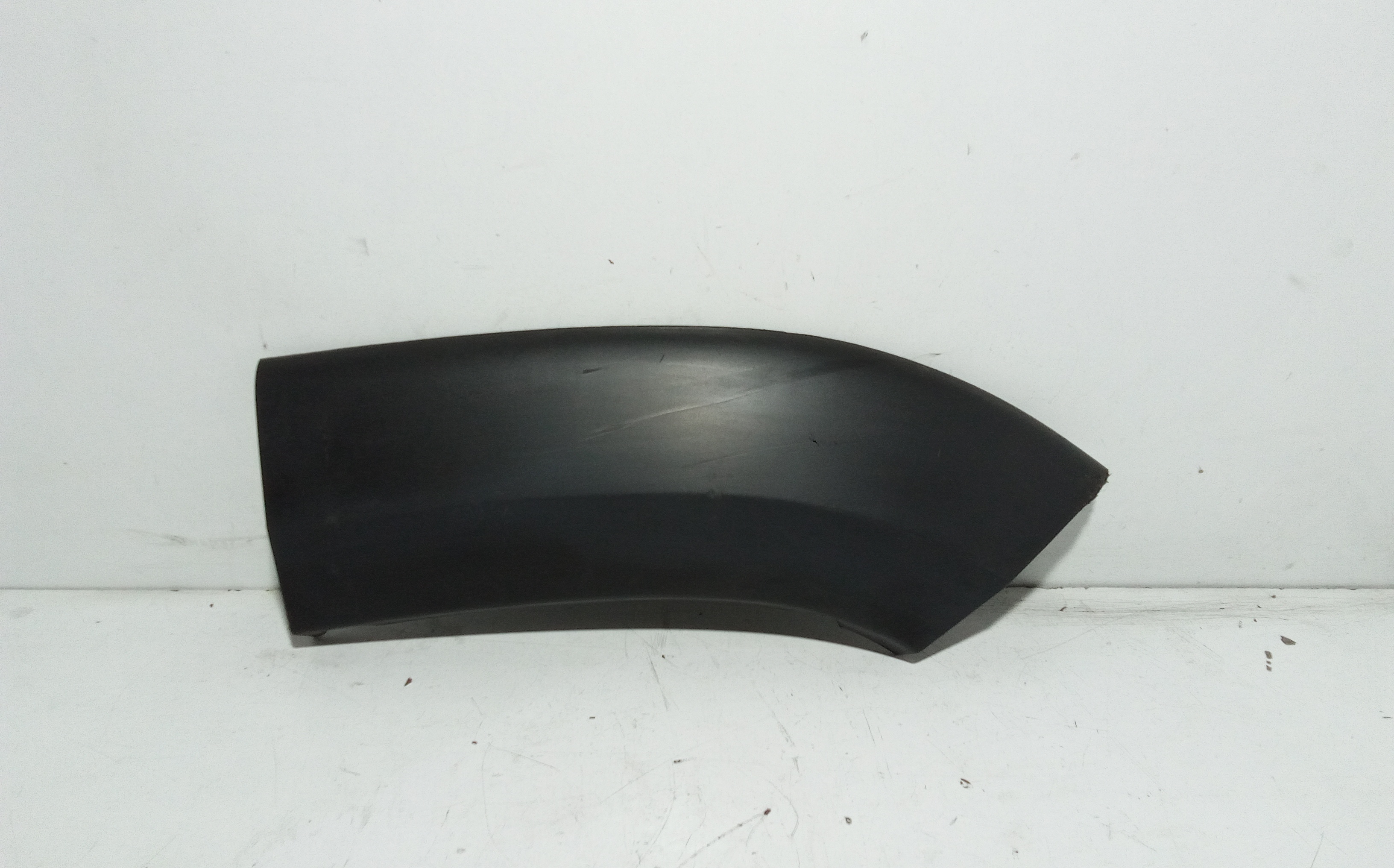 Modanatura Arco Passaruota Ant. Destro 1685340780 Usato