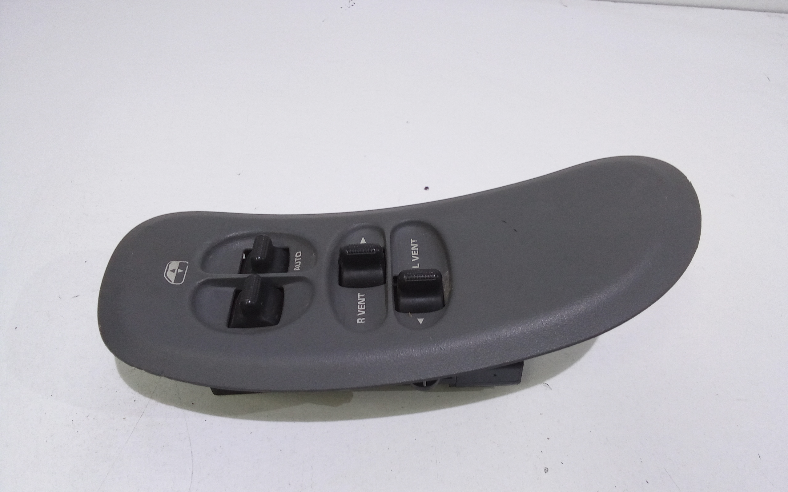 Interruttore Alzacristalli Porta Ant. Destro Usato