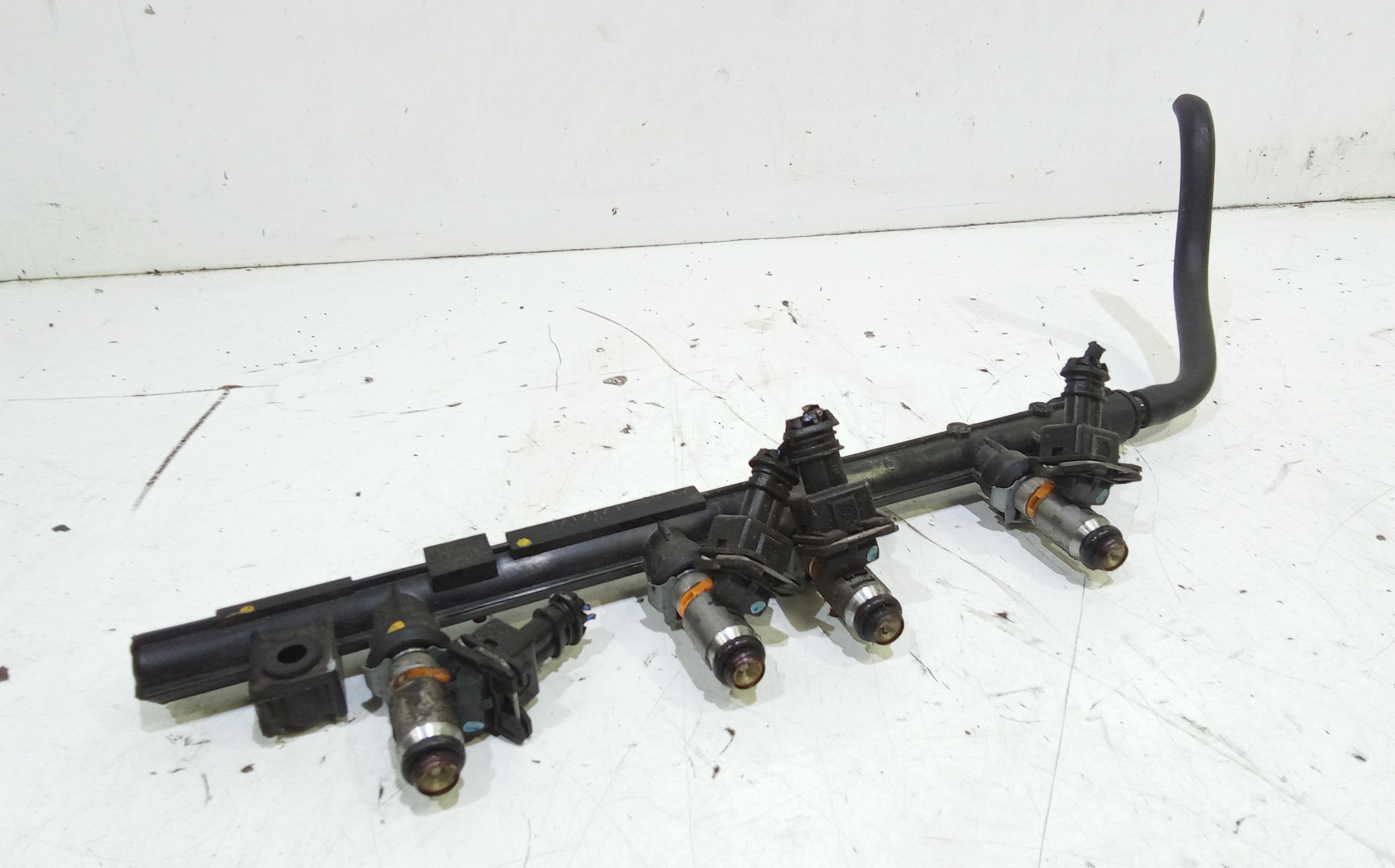 Tubazione Rigida Iniettori Usato