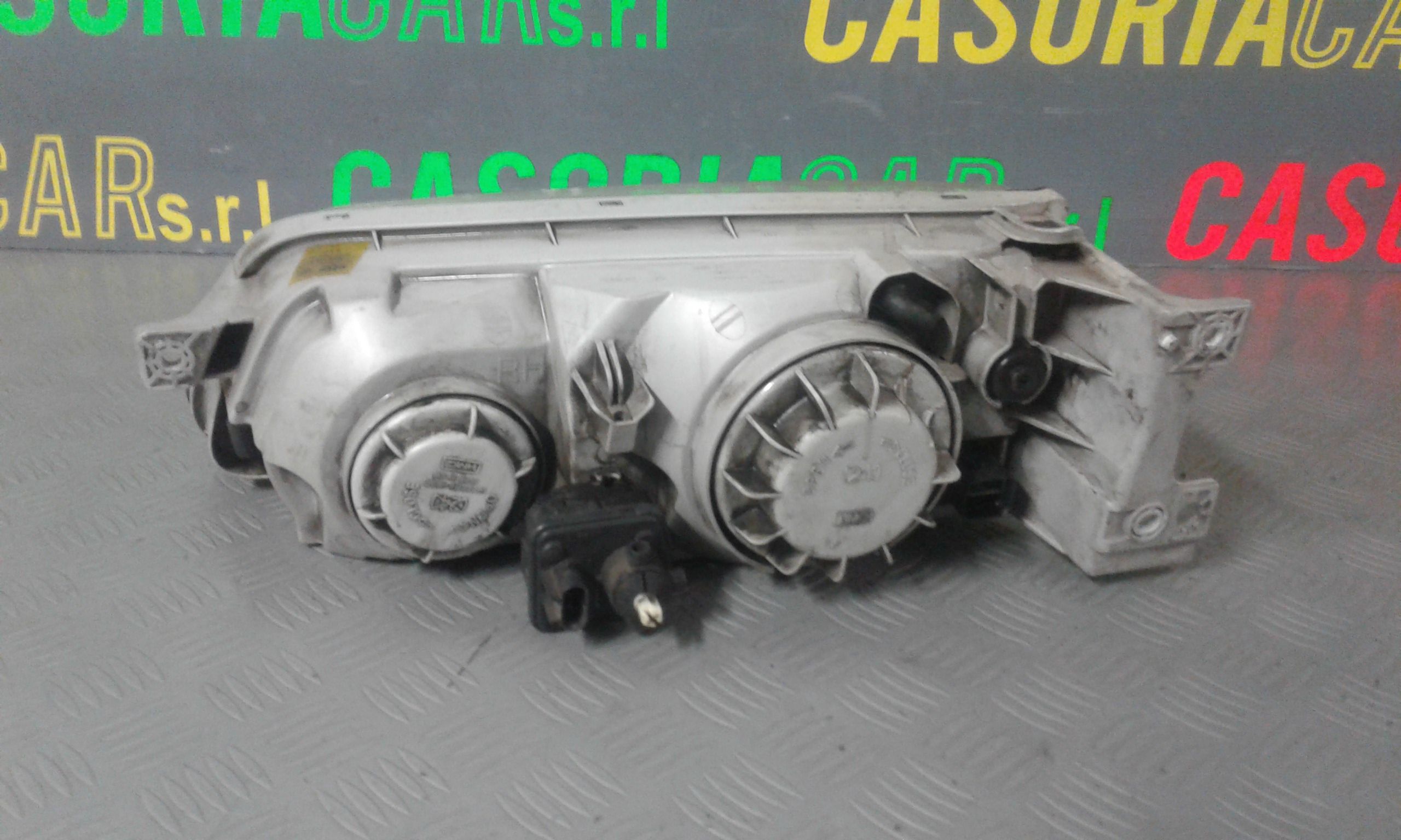 Proiettore Destro Usato