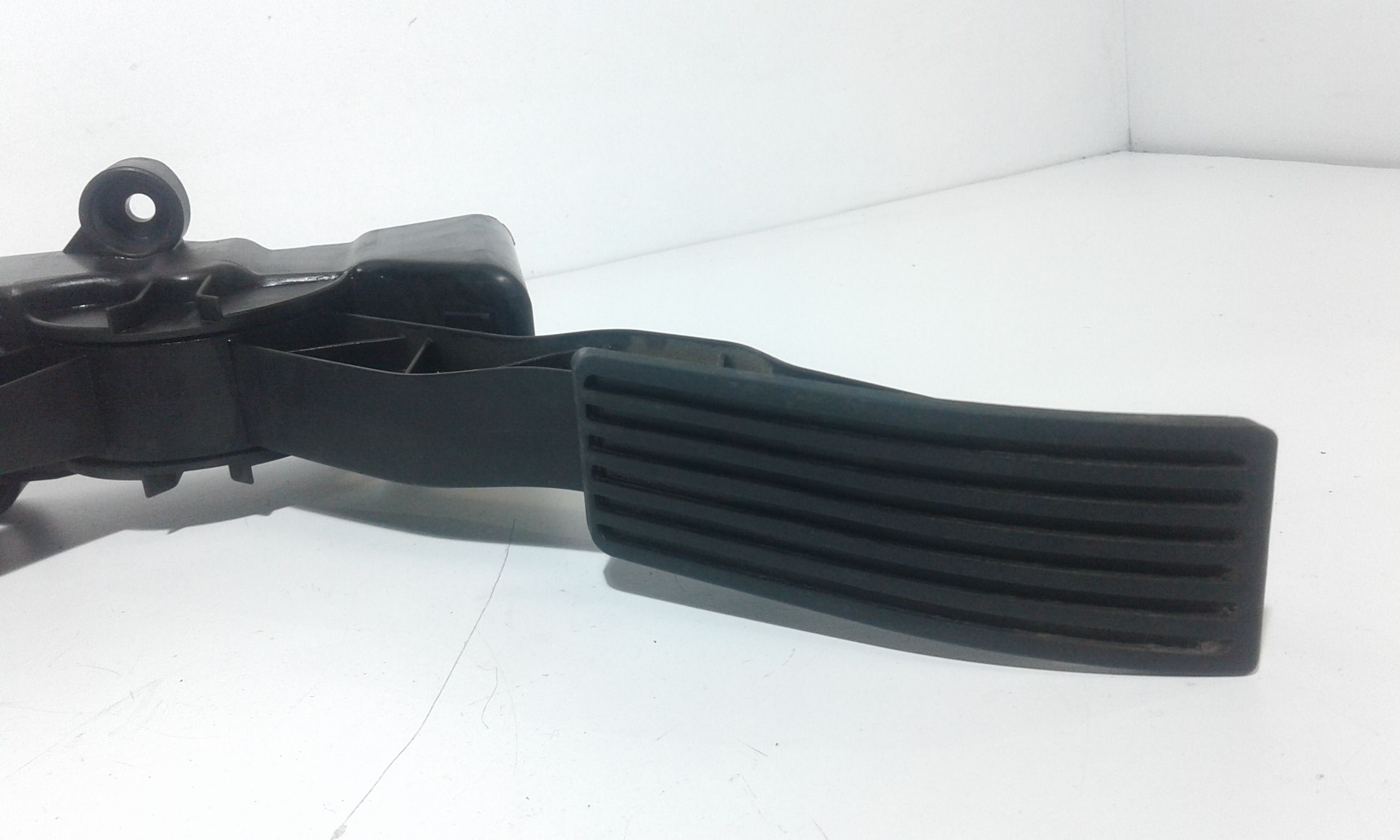 Pedale Acceleratore A1693000104 Usato