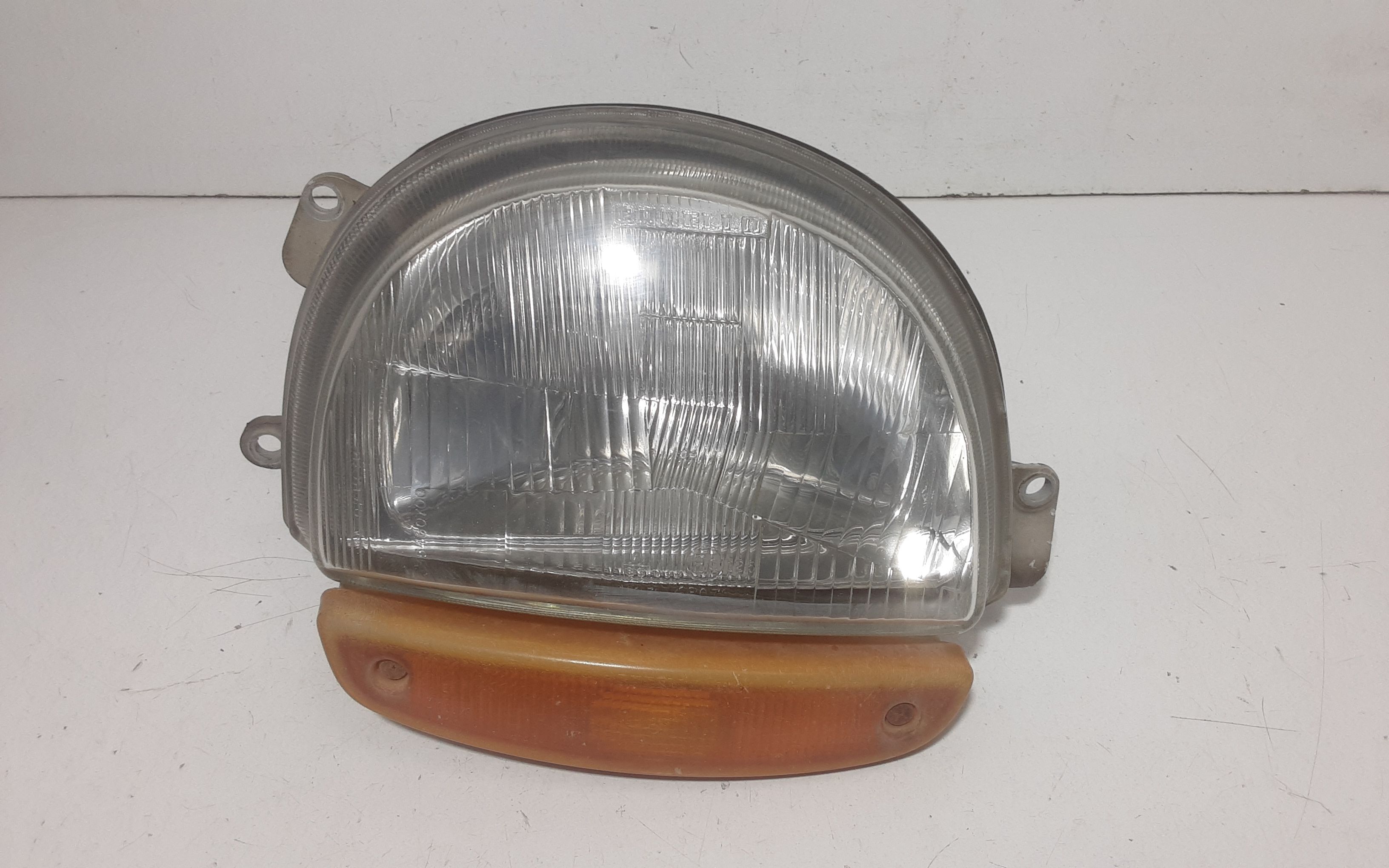 Proiettore Destro 7701036392 Usato