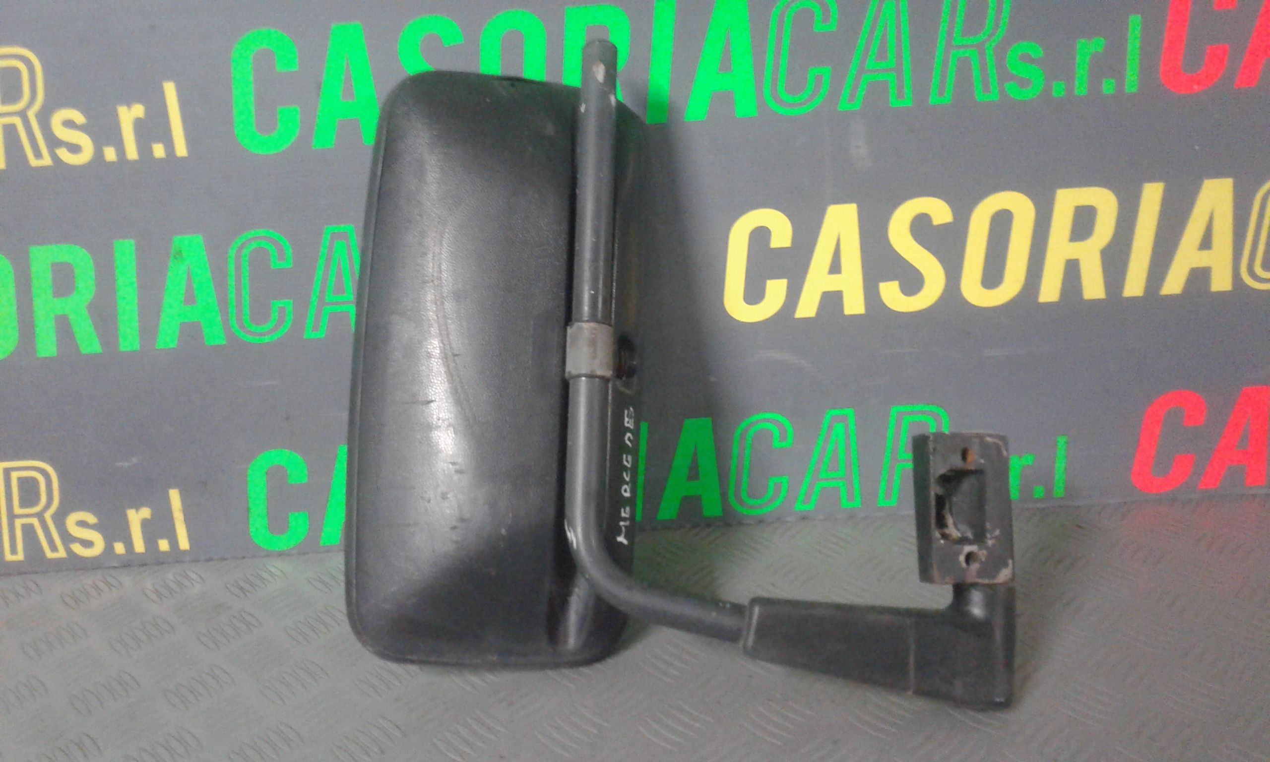 Retrovisore Est. Destro Usato