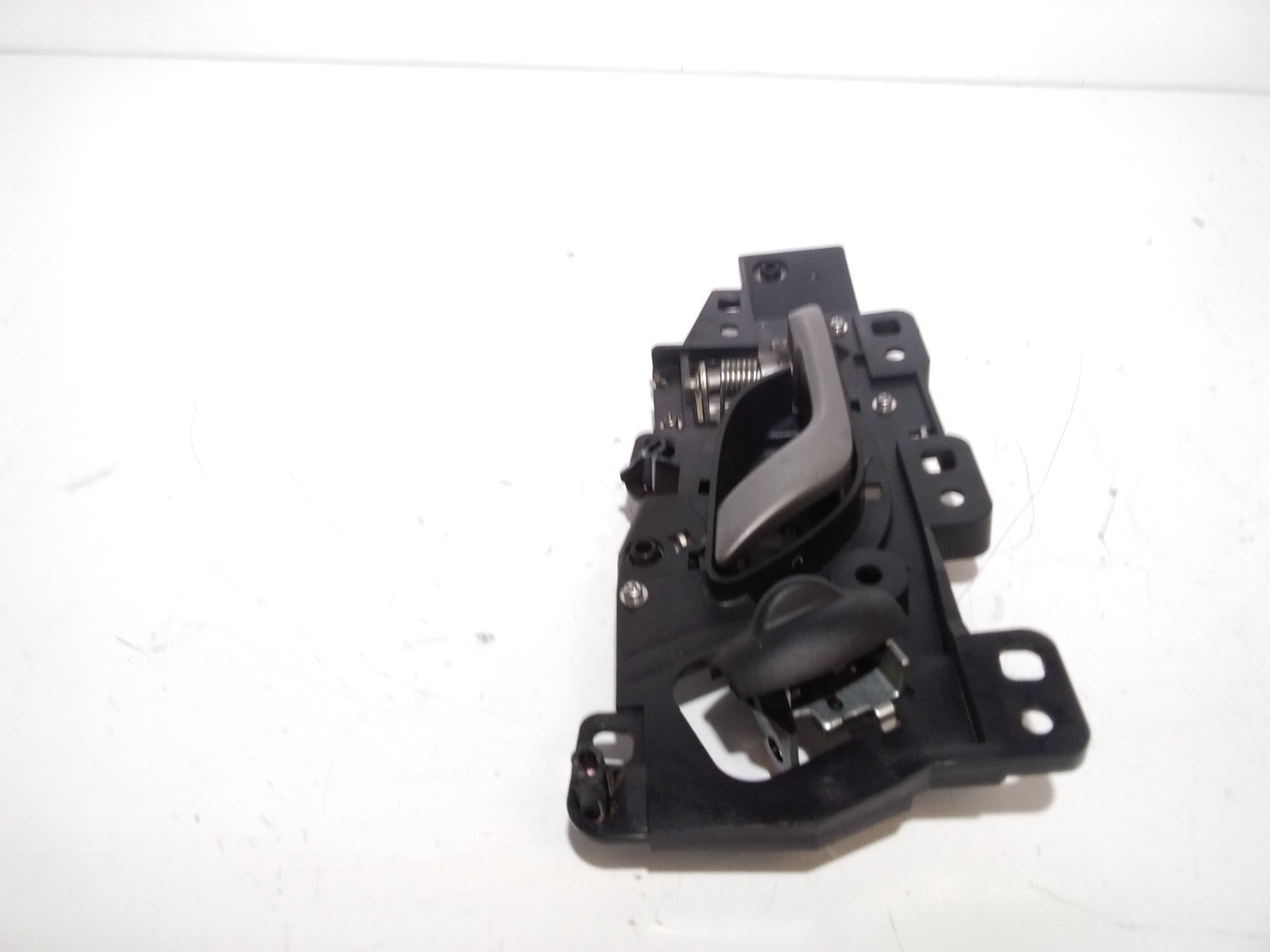 Maniglia Int. Apertura Porta Ant. Destro Usato