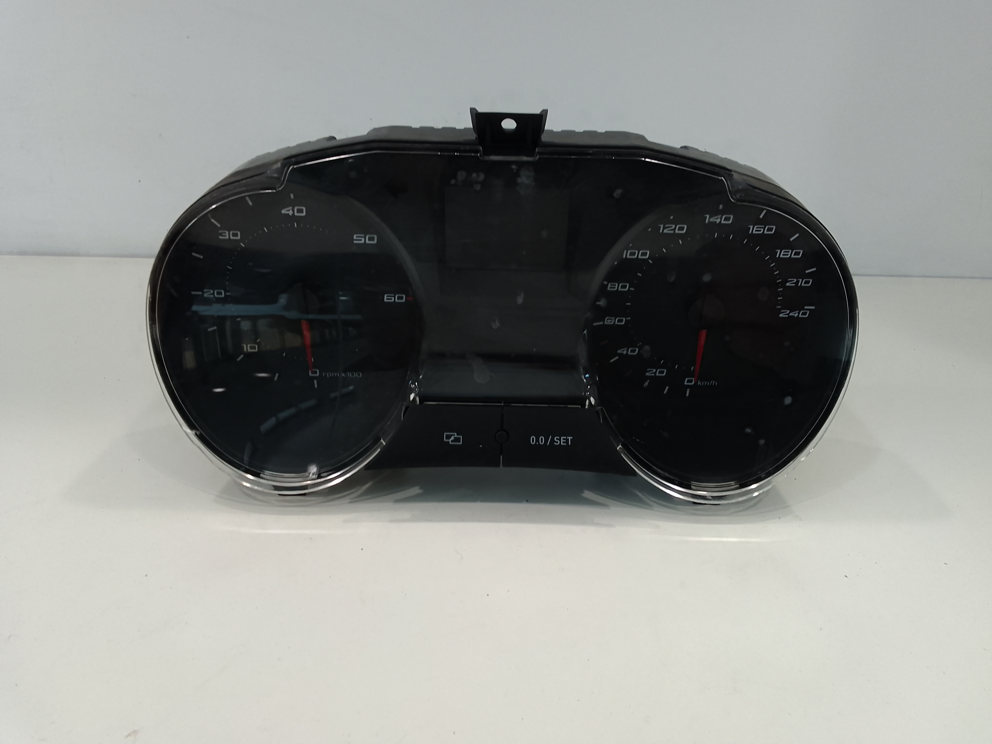 Quadro Portastrumenti Usato