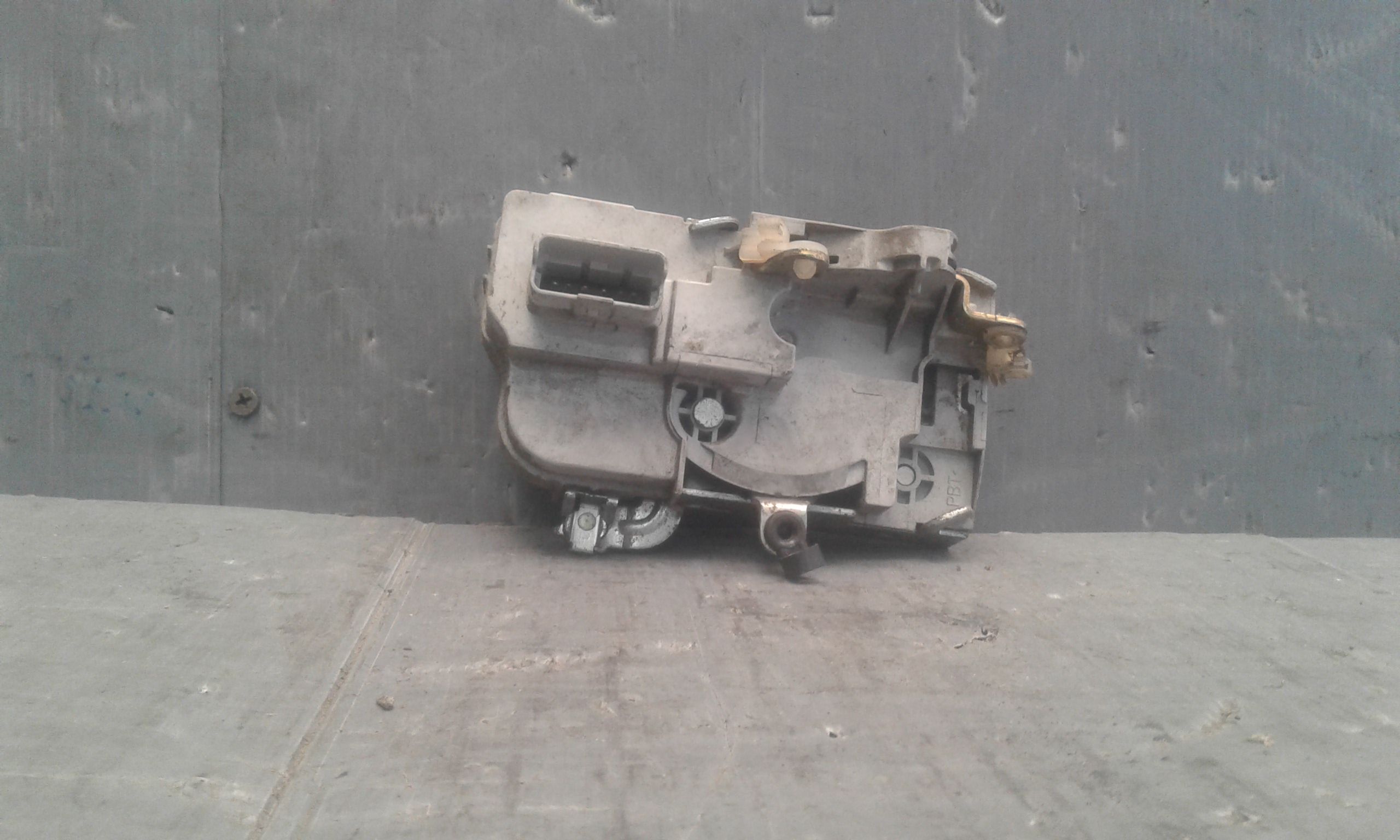 Serratura Porta Ant. Destro 9136J4 Usato