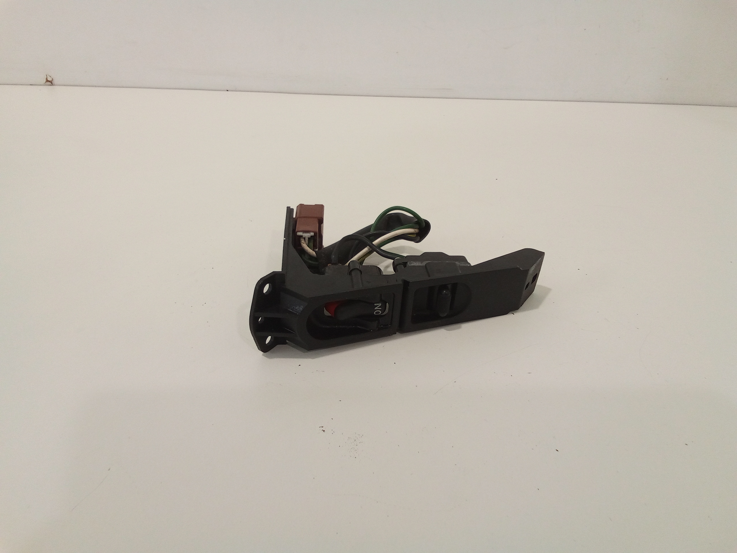 Interruttore Alzacristalli Porta Ant. Sinistro Usato