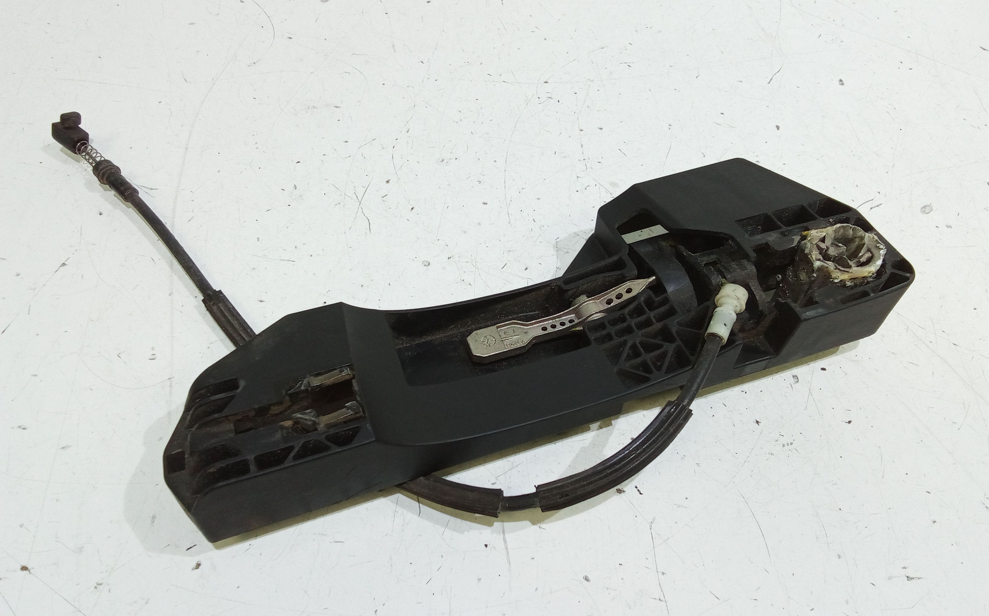 Supporto Maniglia Est. Porta Ant. Destro 51877954 Usato