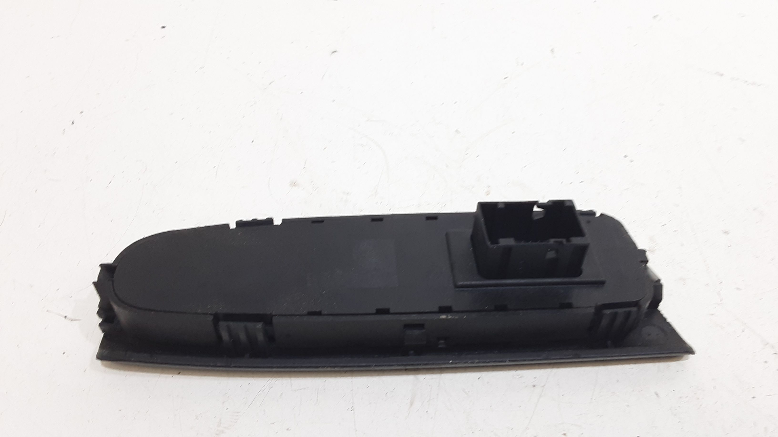 Interruttore Alzacristalli Porta Ant. Sinistro Usato