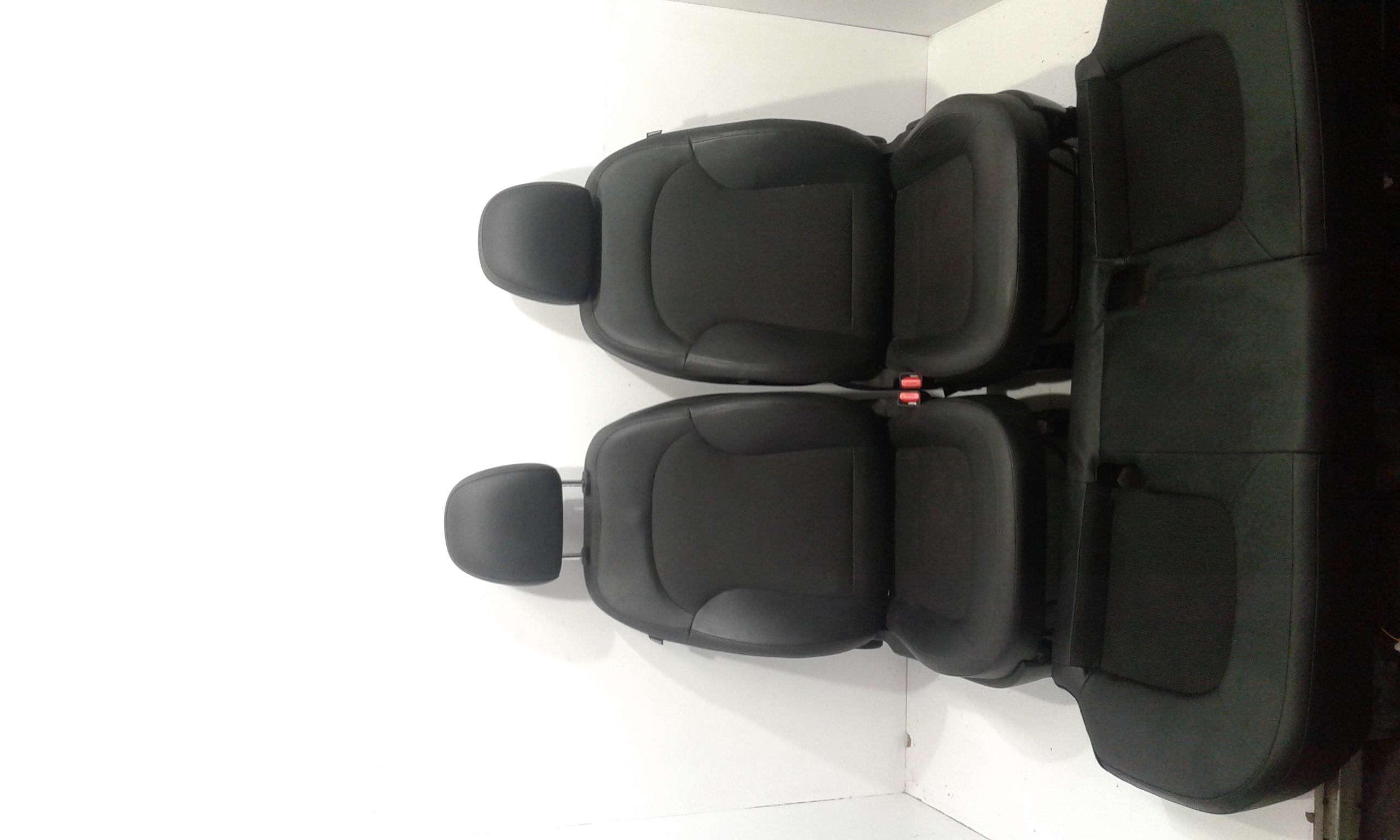 Sedile Ant. Destro,sedile Ant. Sinistro,sedile Post. Destro,sedile Post. Sinistro Usato