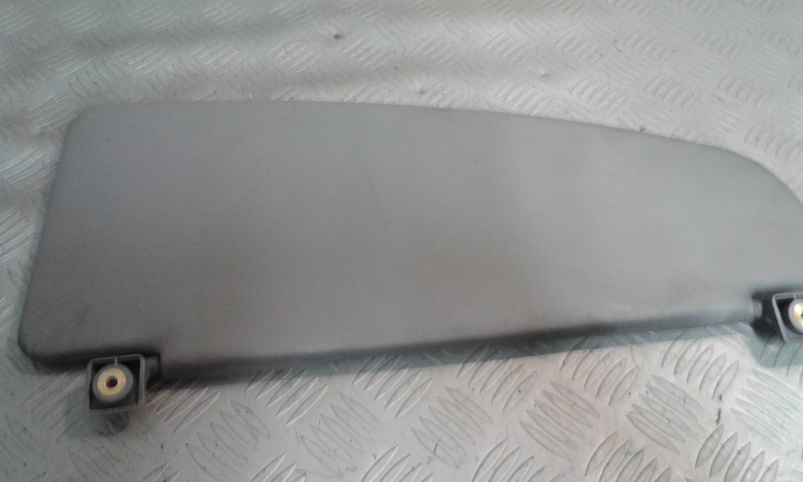 Aletta Parasole Parabrezza Destro 735294014 Usato