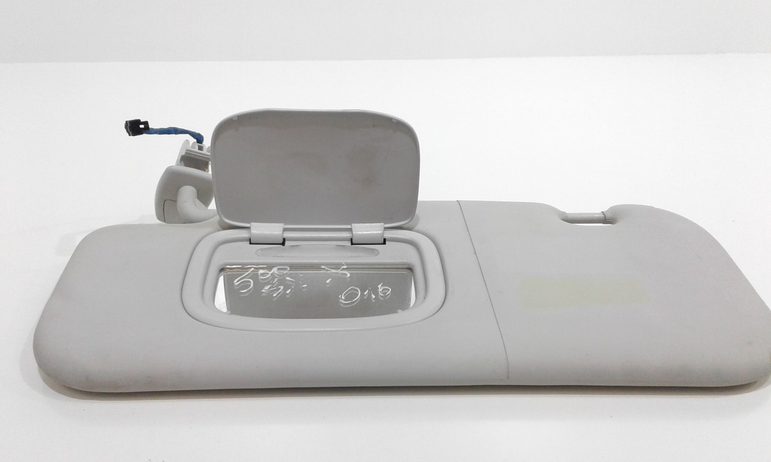 Aletta Parasole Parabrezza Sinistro 735670010 Usato