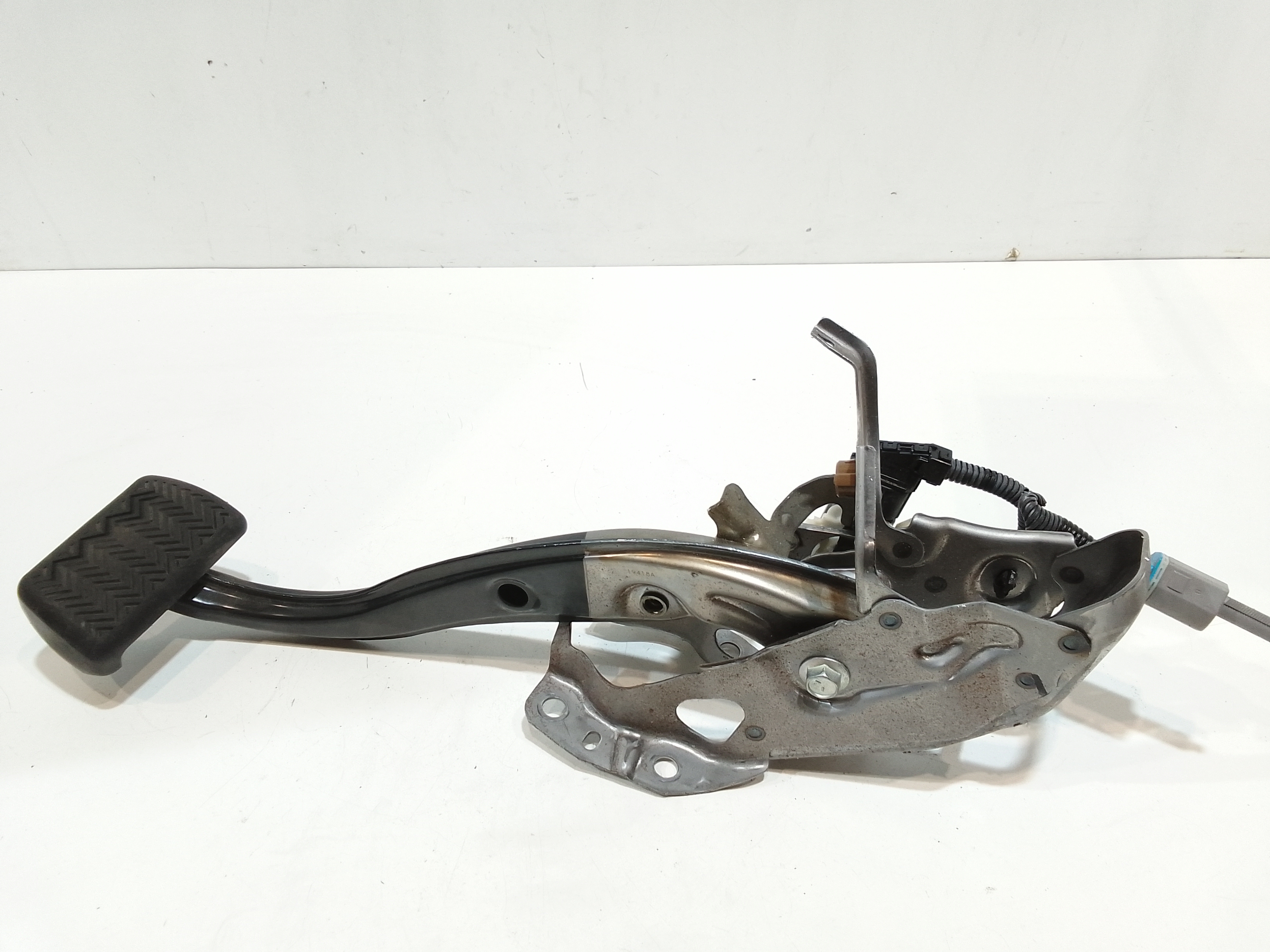 Pedale Freno 4711047060 Usato