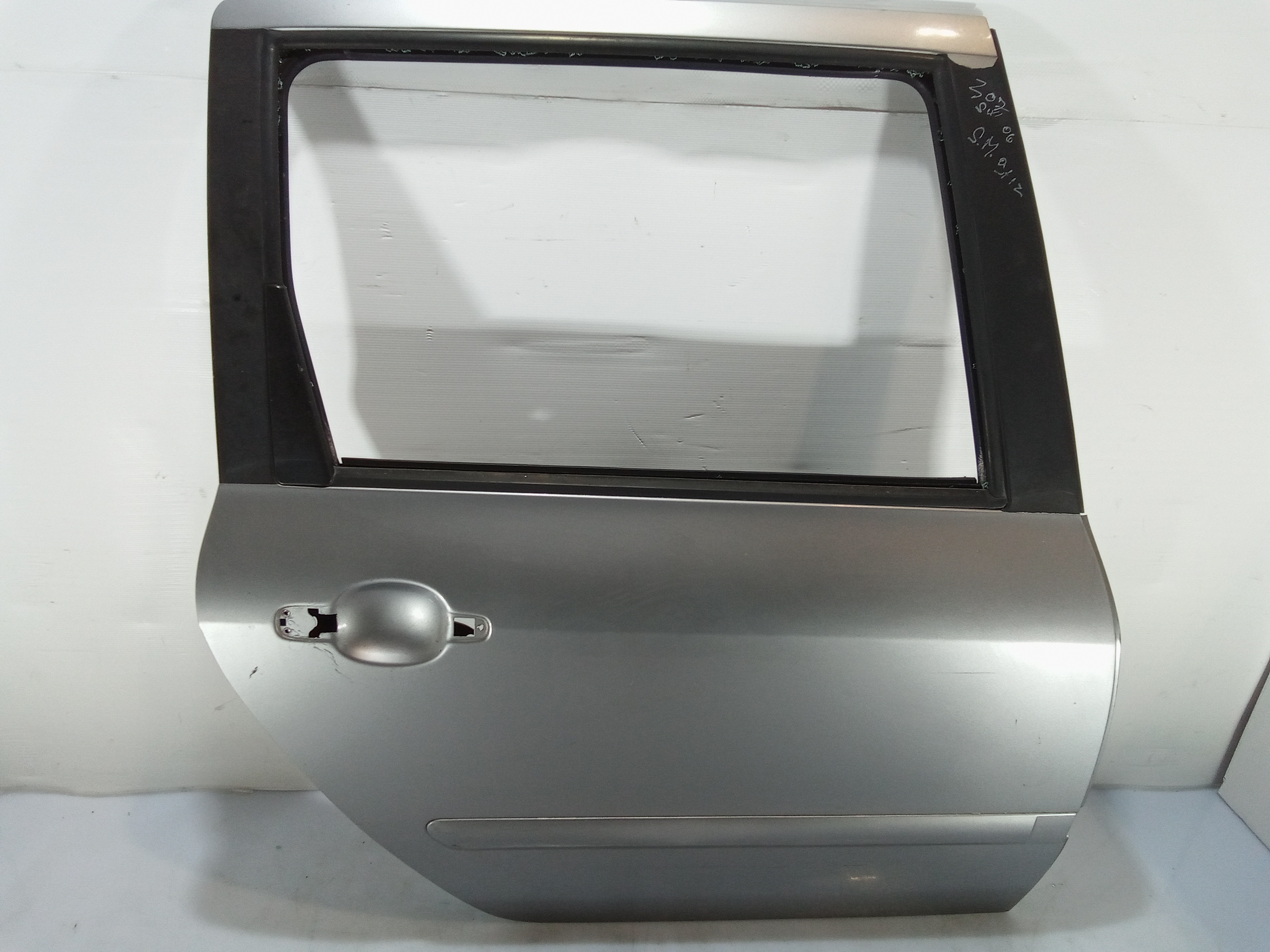 Porta Post. Destro 9008H7 Usato