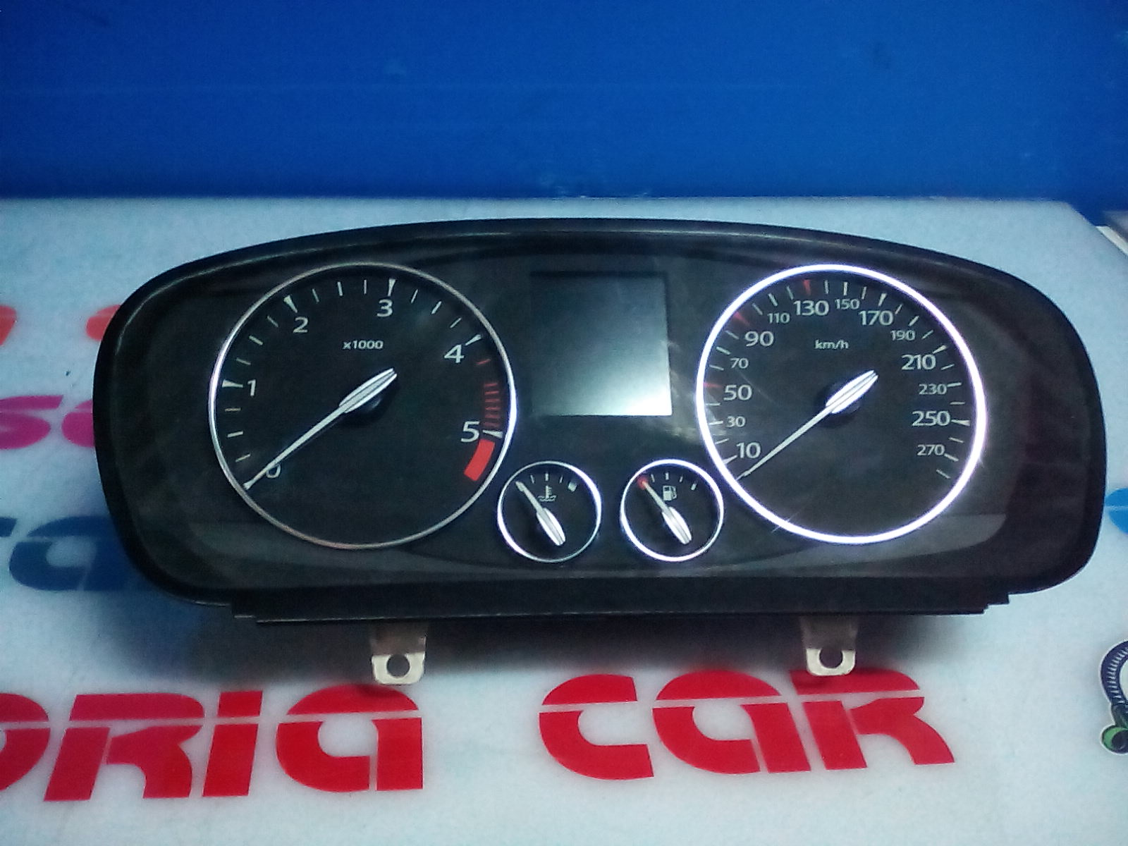 Quadro Portastrumenti Usato