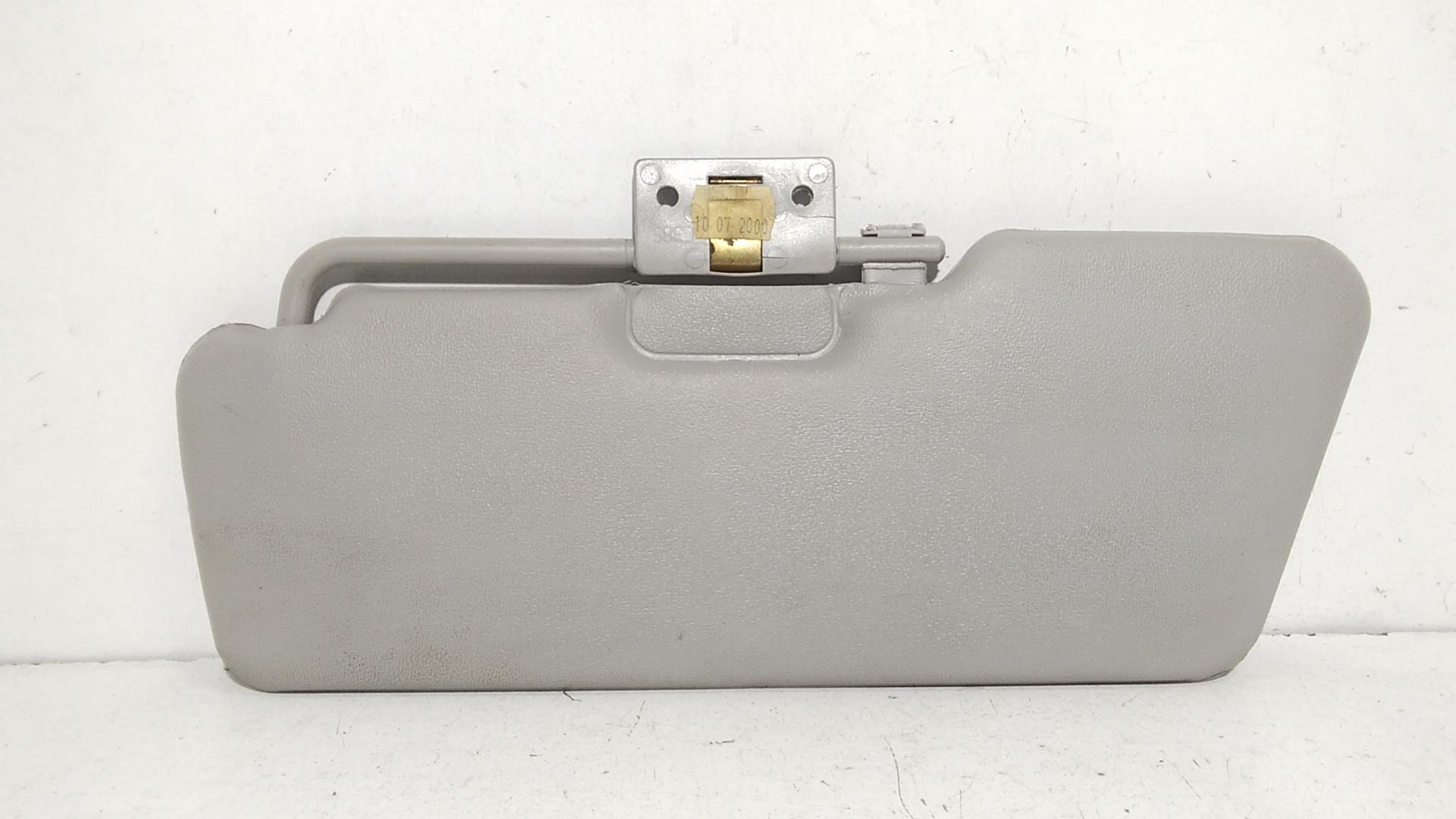 Aletta Parasole Parabrezza Destro 735244339 Usato