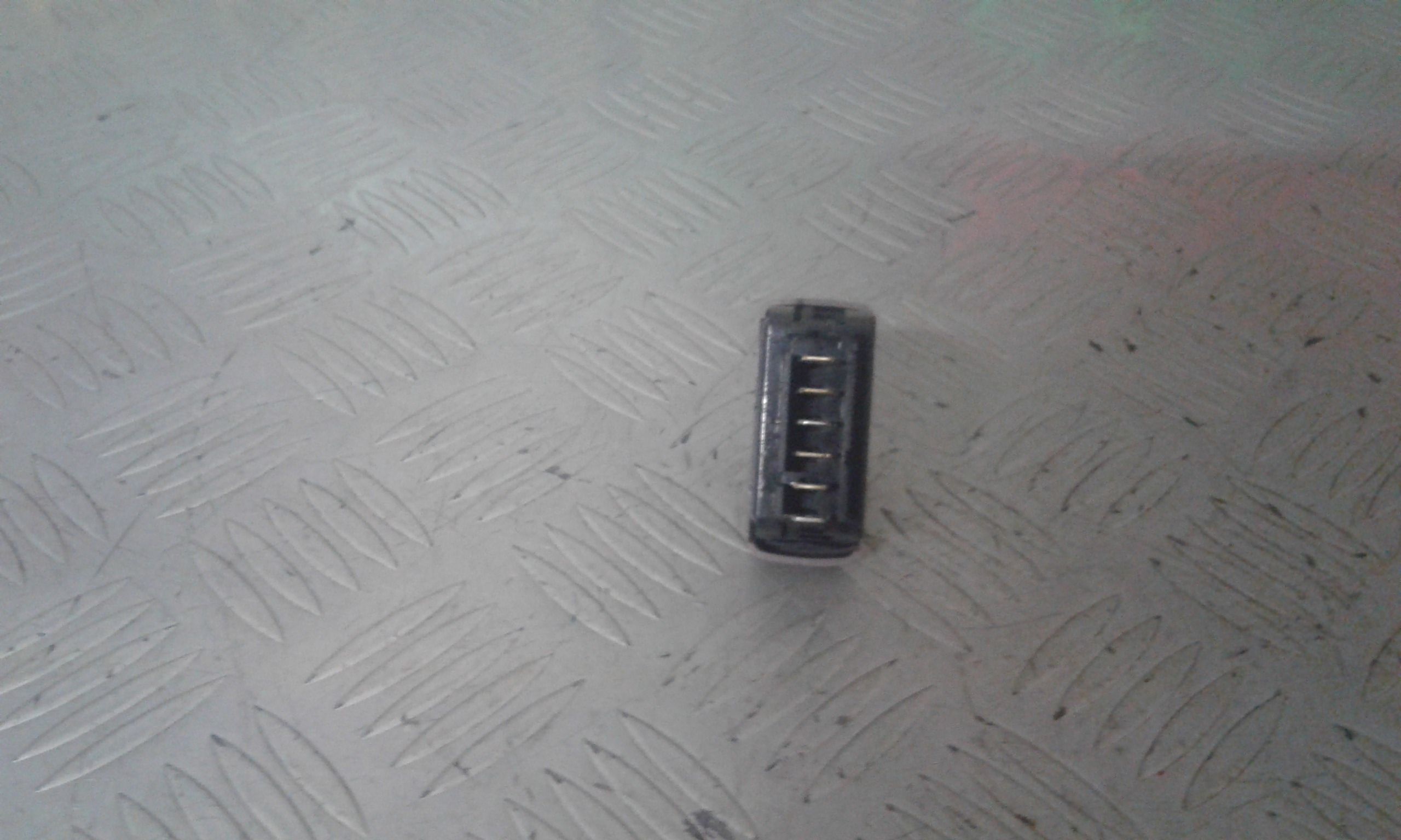 Interruttore Alzacristalli Porta Ant. Destro Usato